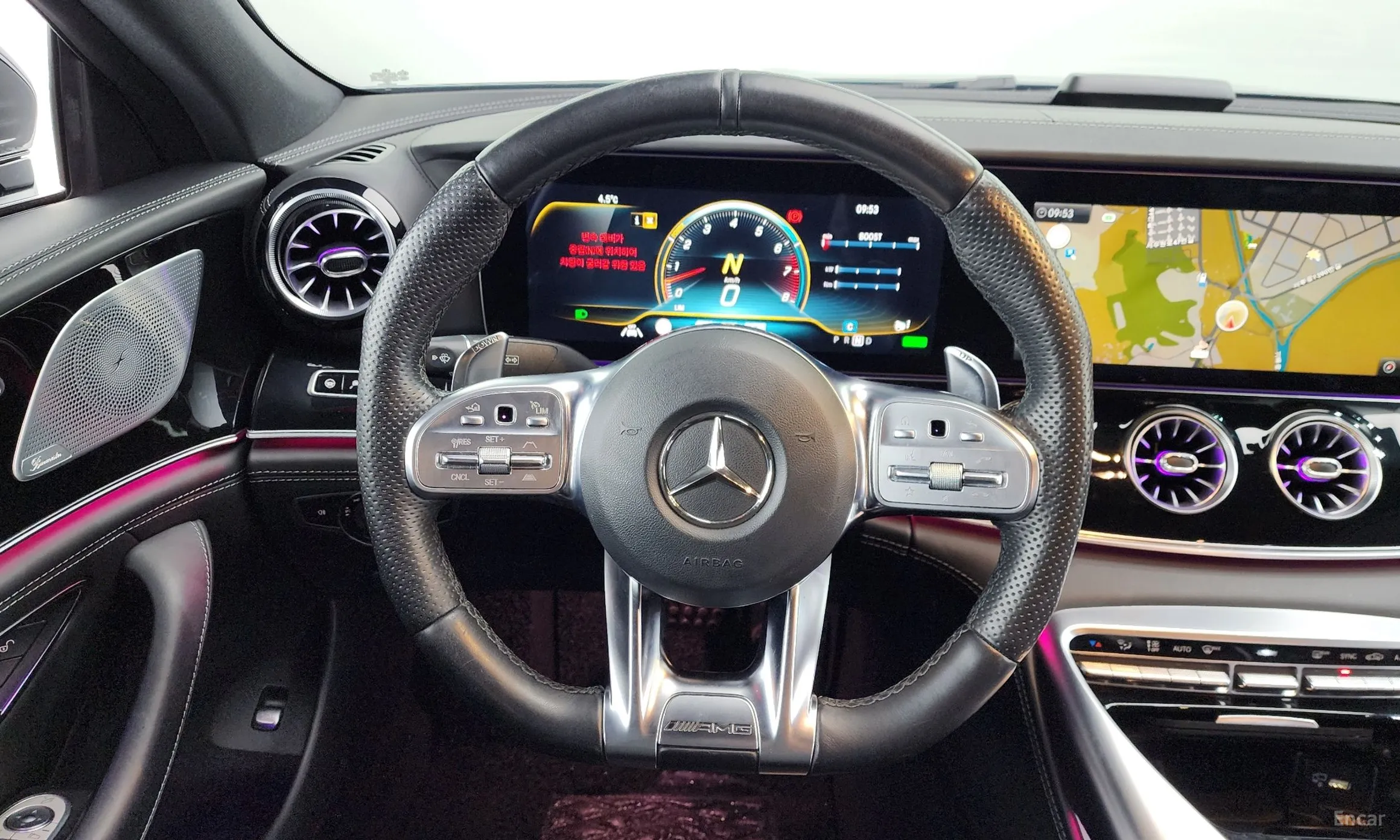 Mercedes Benz AMG GT превью 13