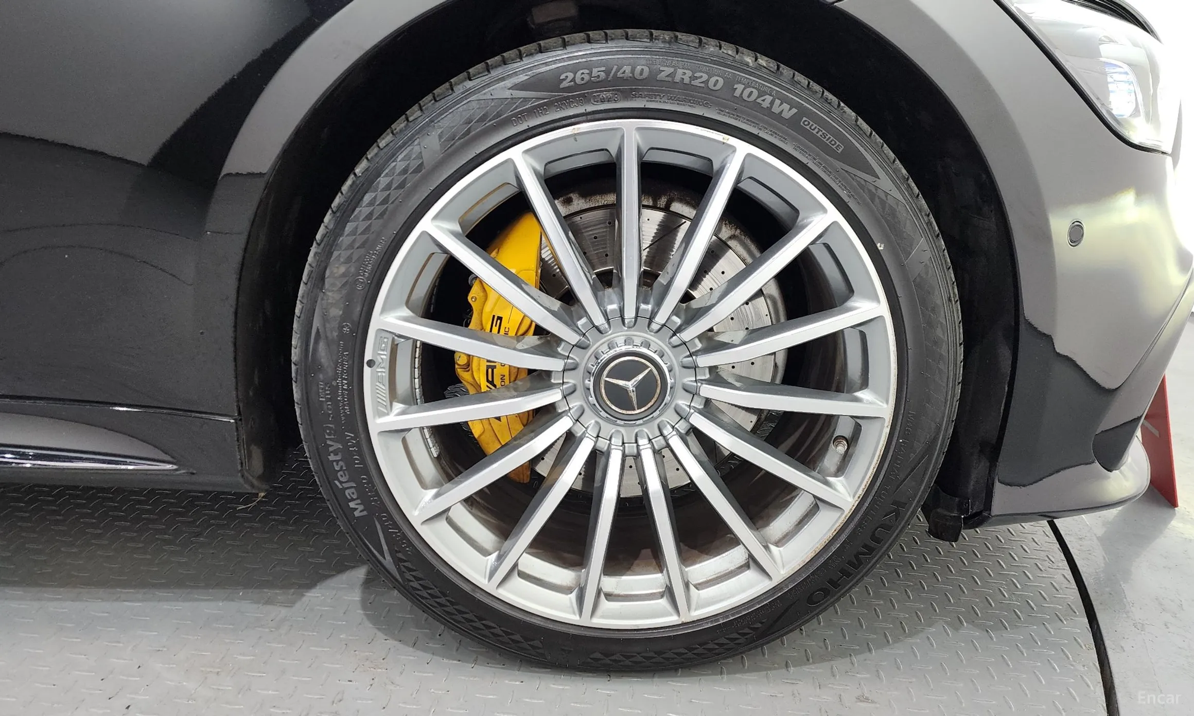 Mercedes Benz AMG GT превью 5