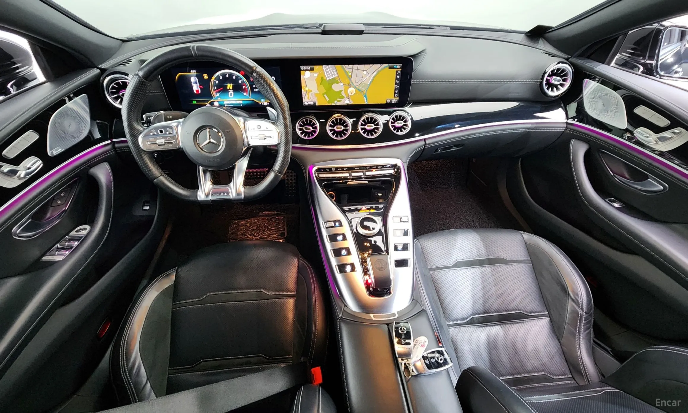 Mercedes Benz AMG GT превью 7
