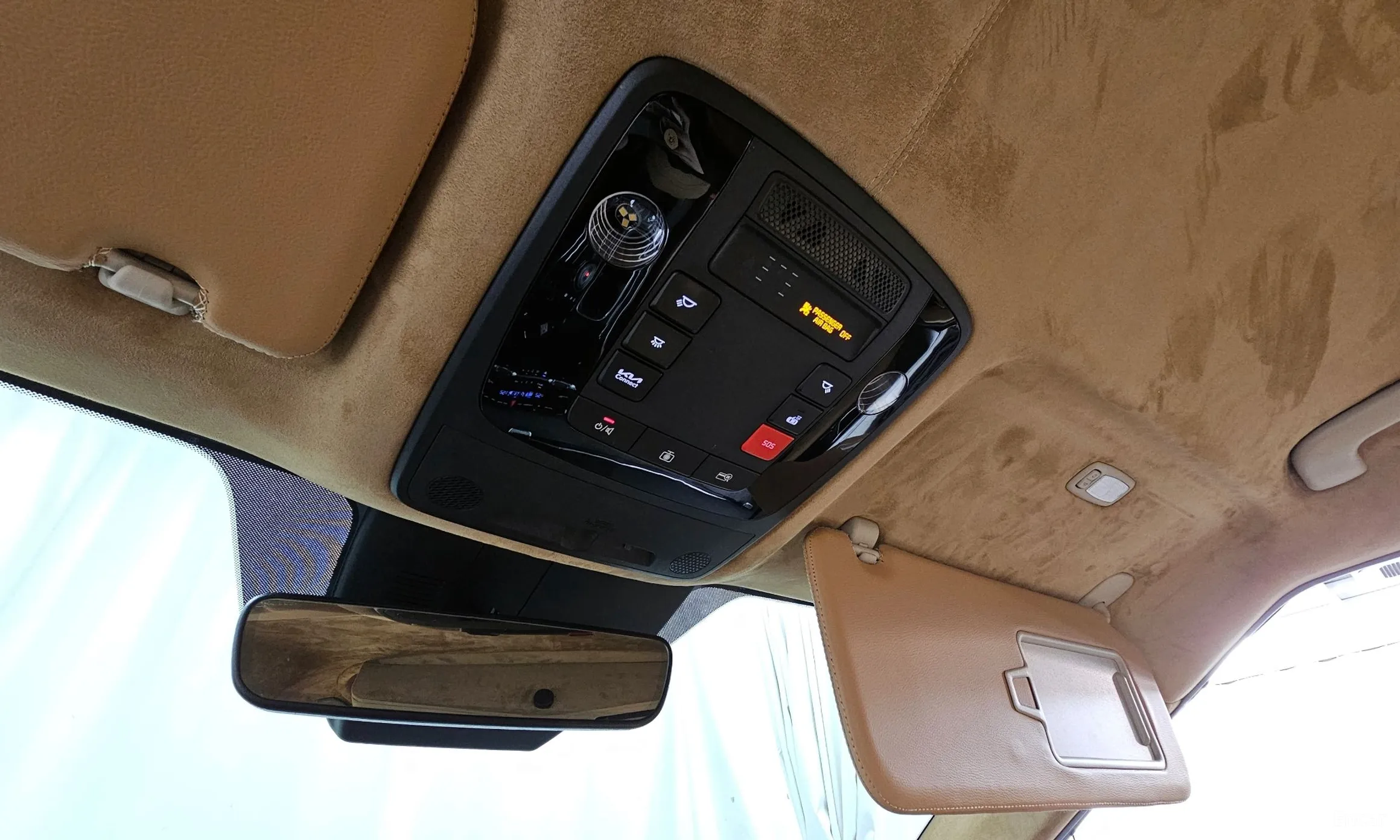 Kia Carnival Gen 4 превью 17