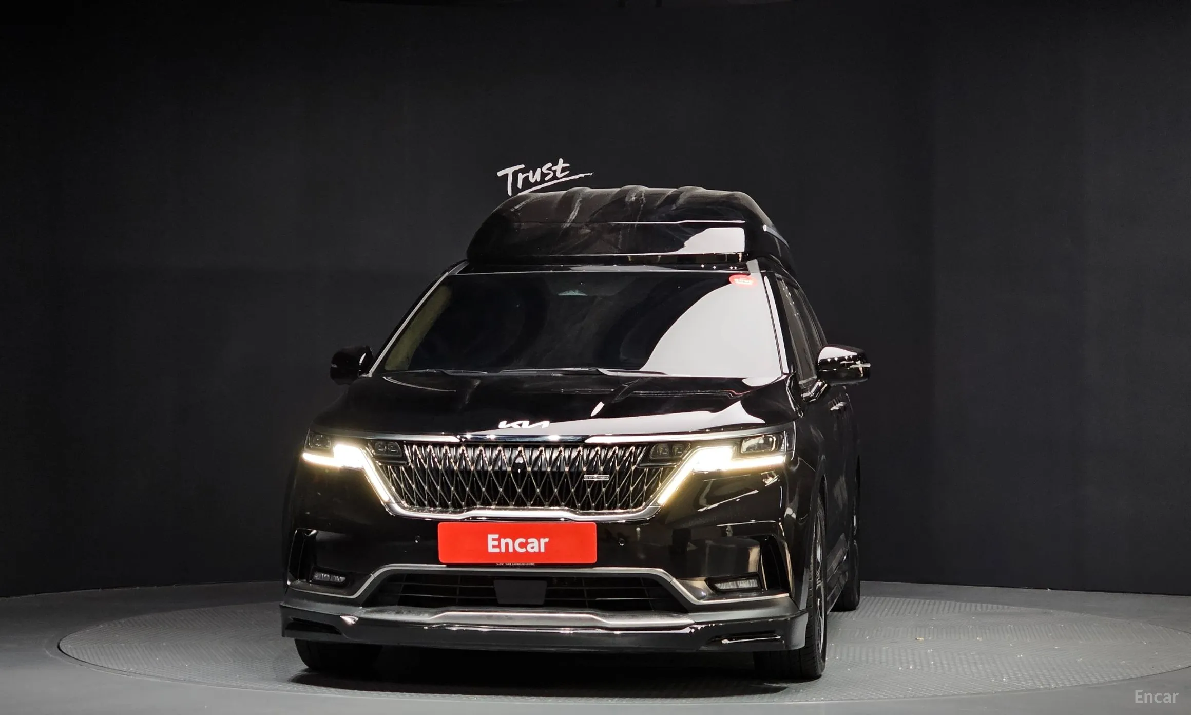 Kia Carnival Gen 4 превью 3