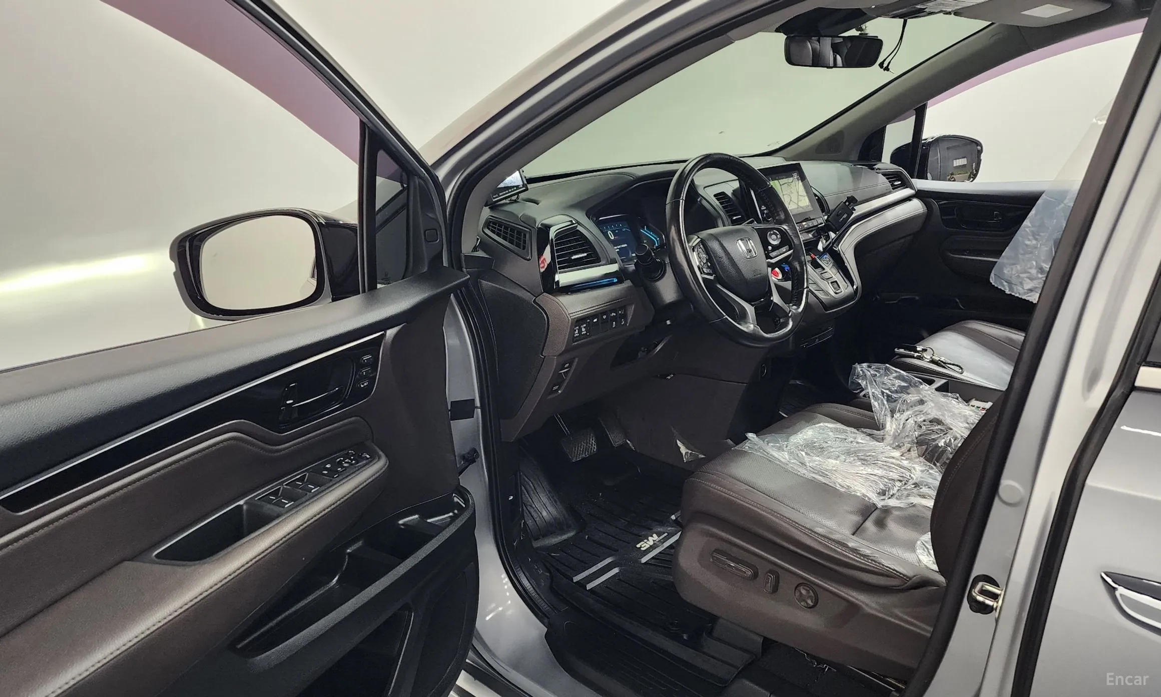 Honda Odyssey превью 10