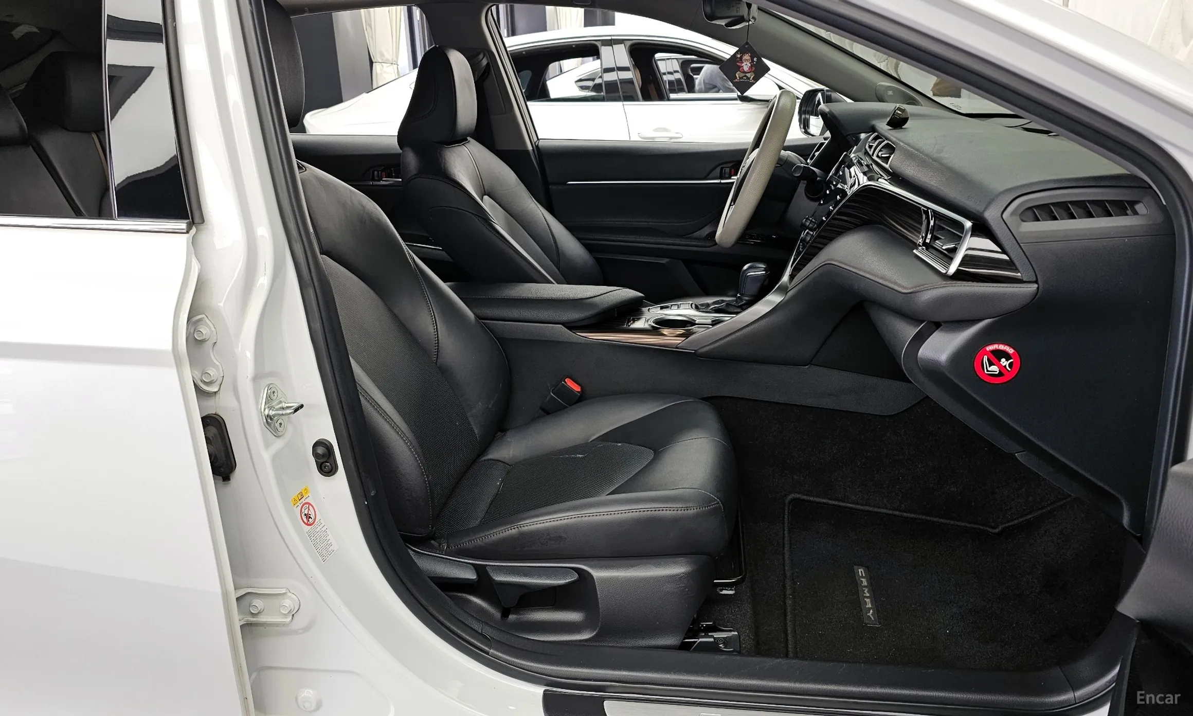 Toyota Camry (XV70) превью 11