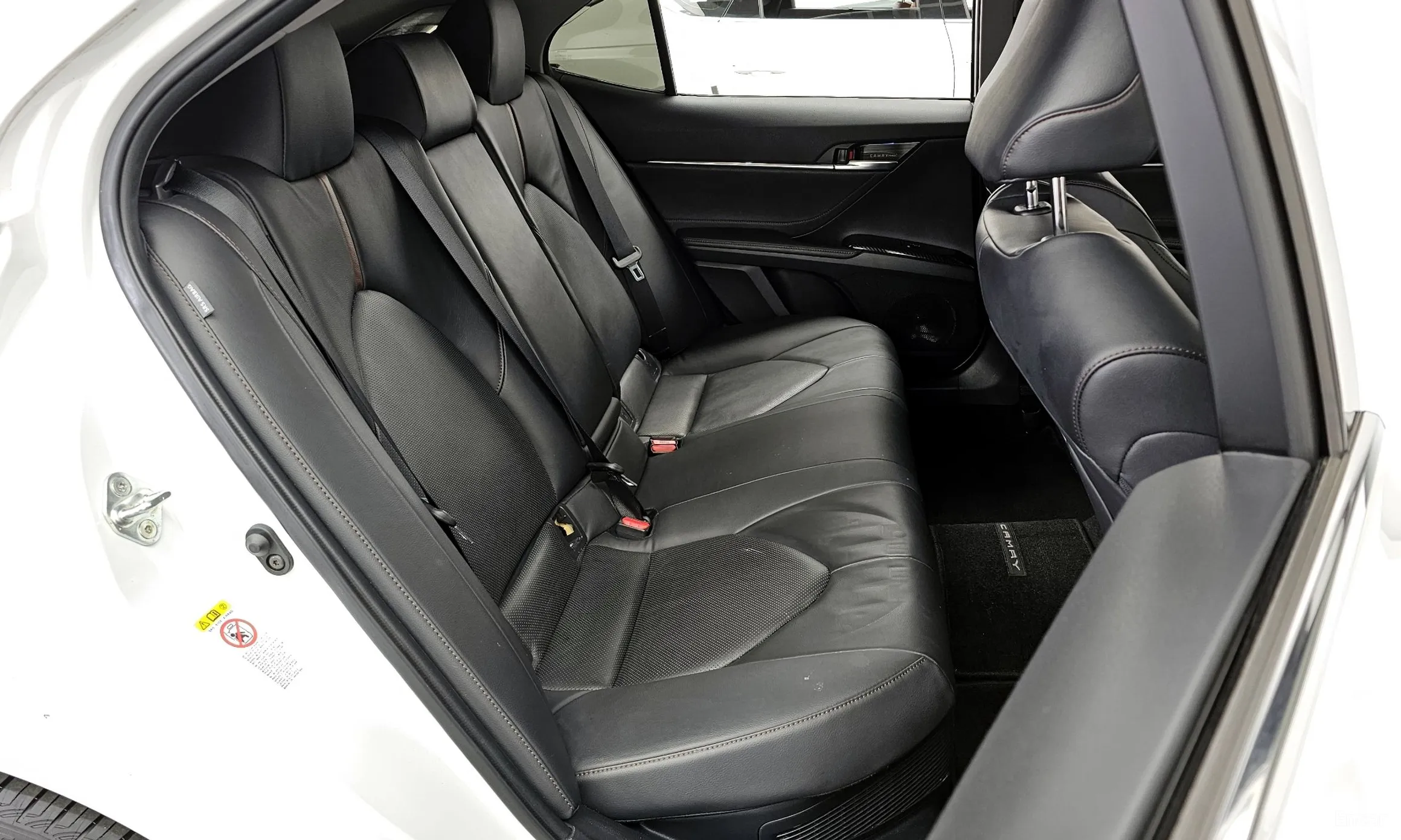 Toyota Camry (XV70) превью 12