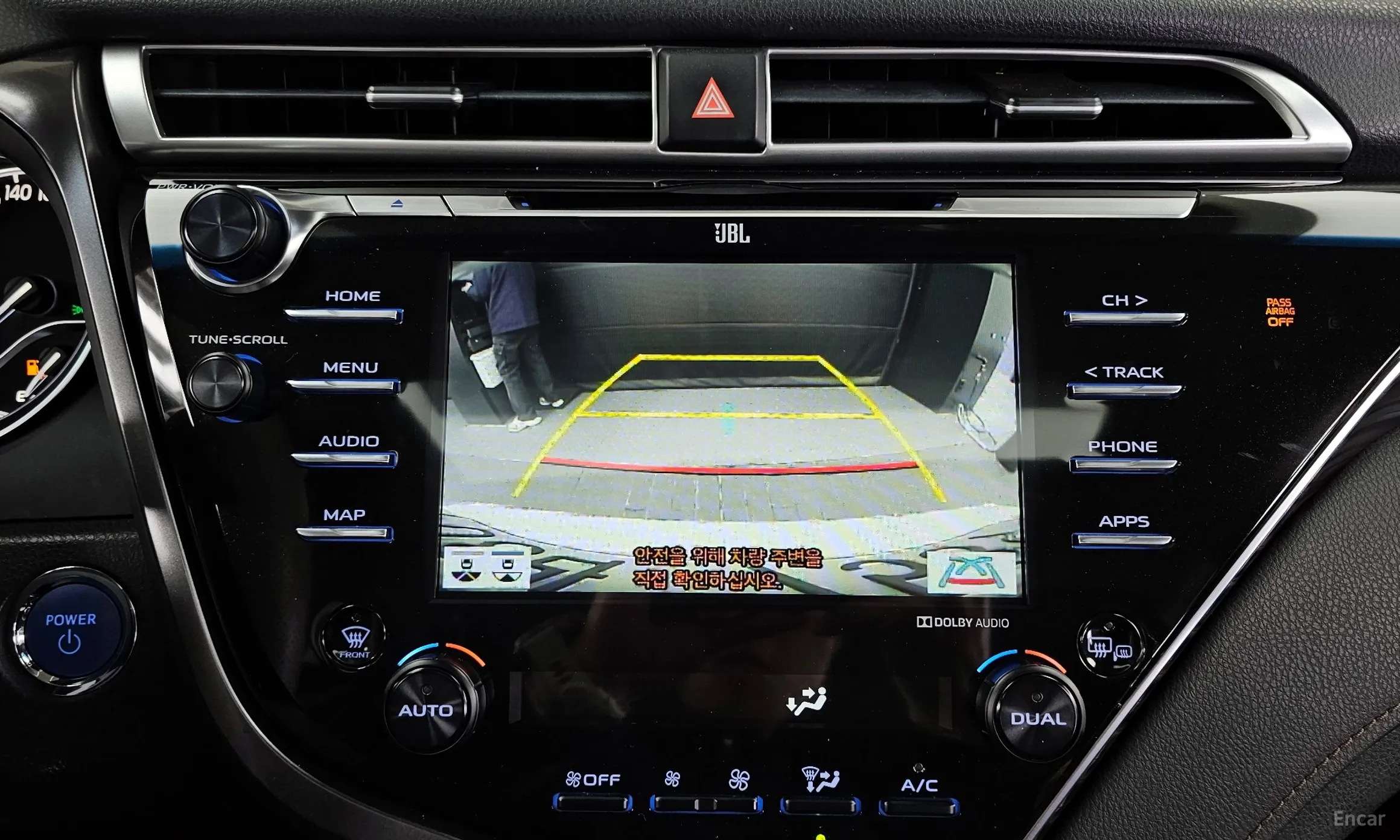 Toyota Camry (XV70) превью 15