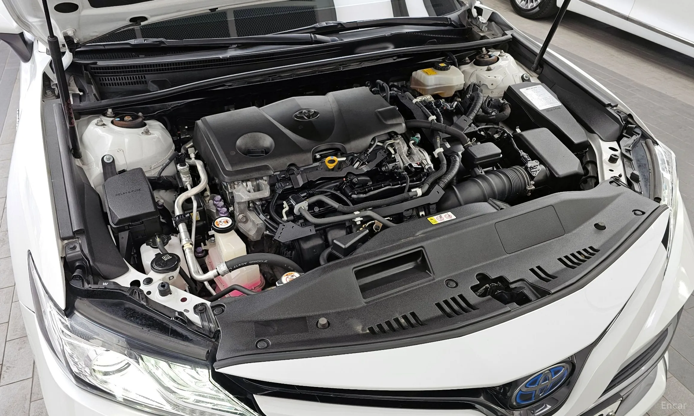Toyota Camry (XV70) превью 6