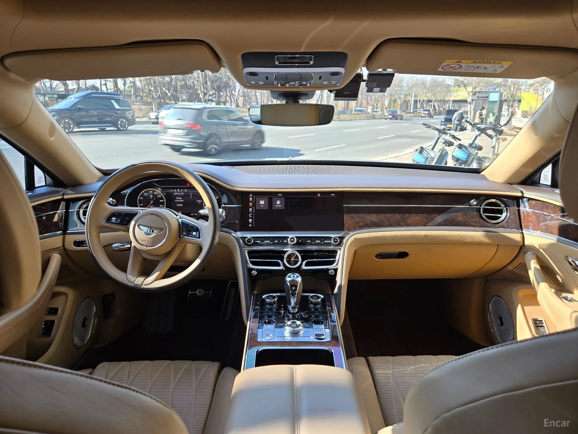Bentley Flying Spur 3rd Generation превью 16