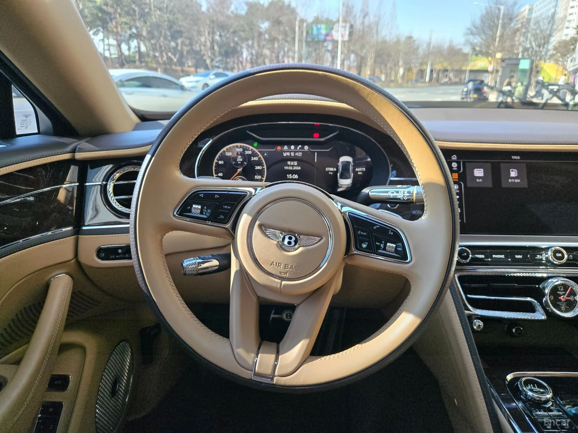 Bentley Flying Spur 3rd Generation превью 8