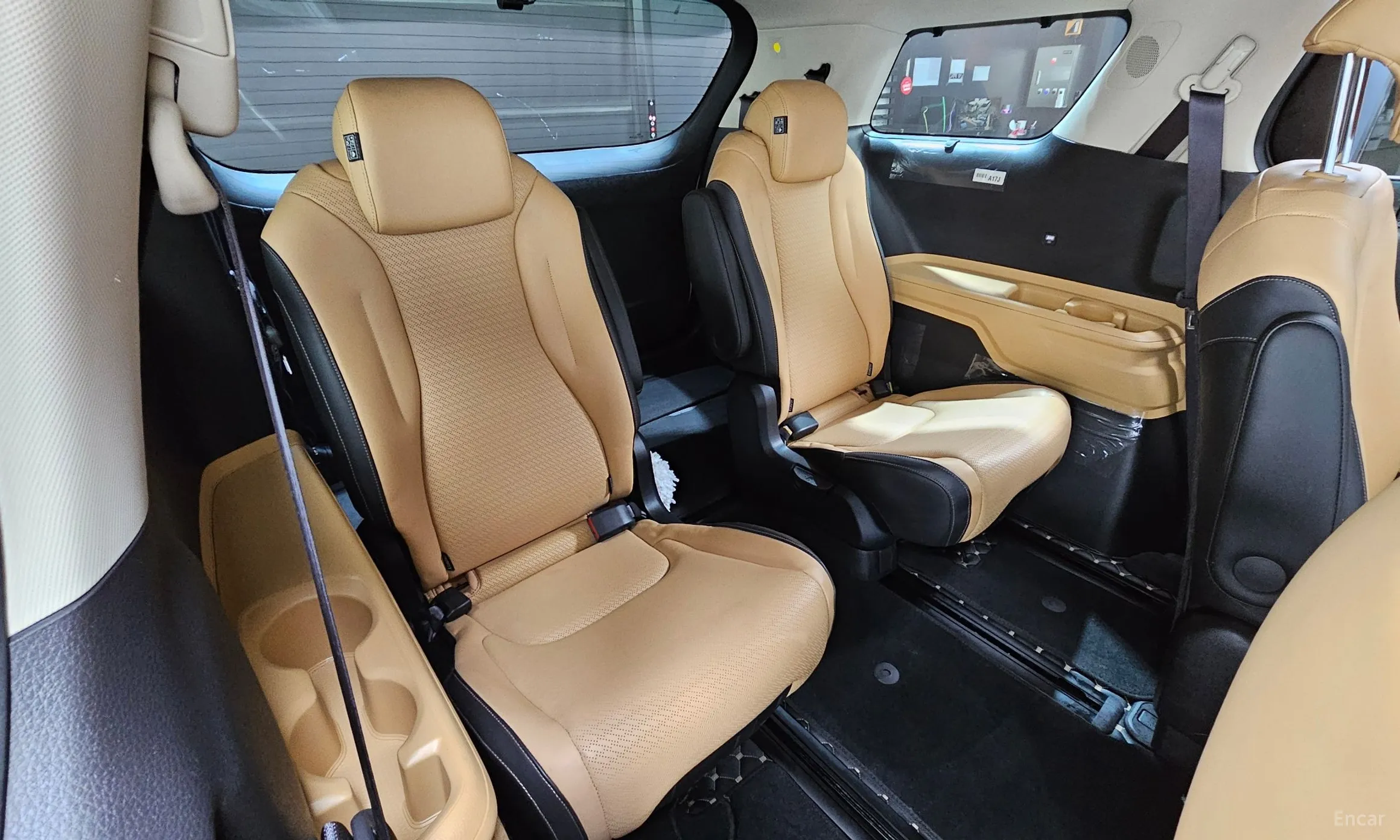 Kia Carnival Gen 4 превью 13