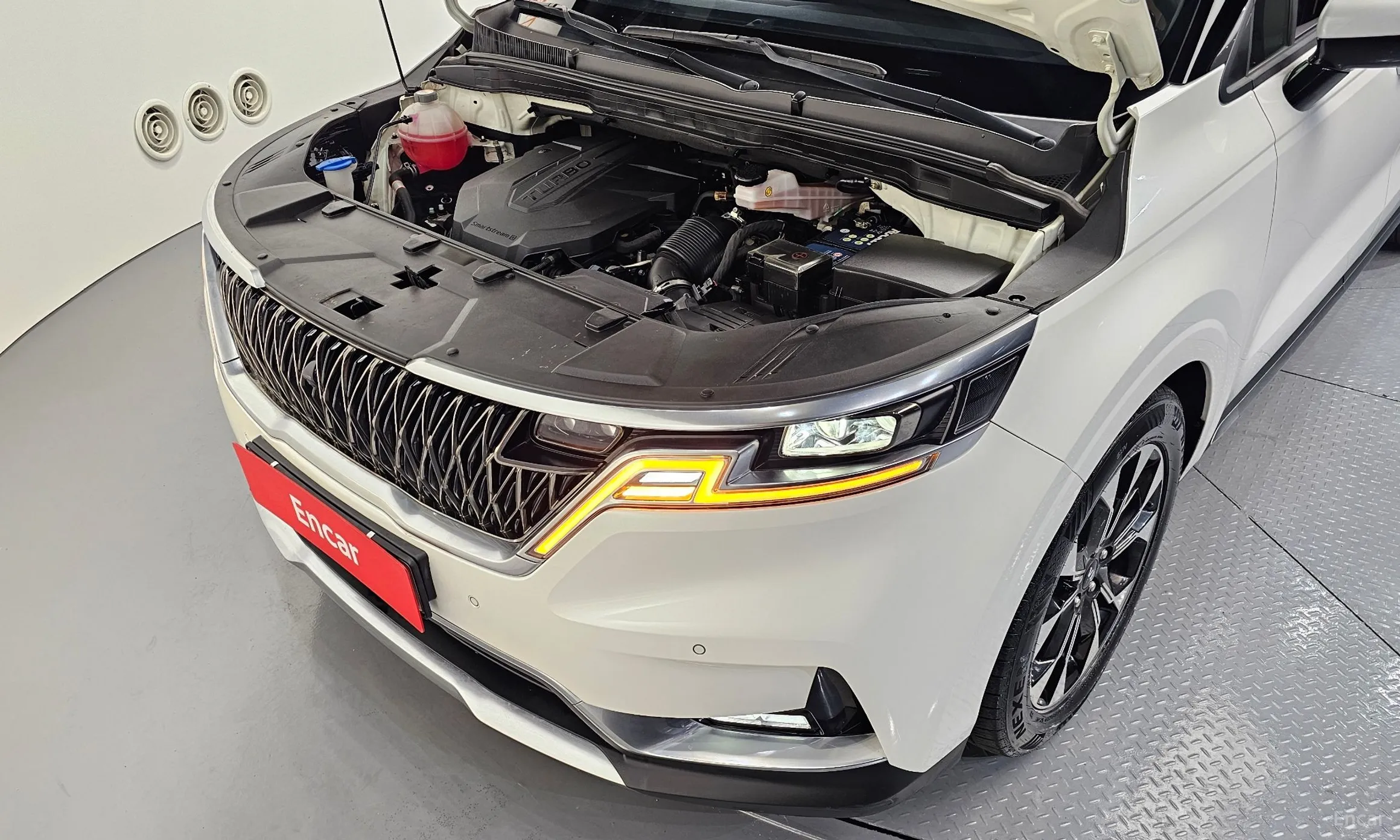 Kia Carnival Gen 4 превью 6