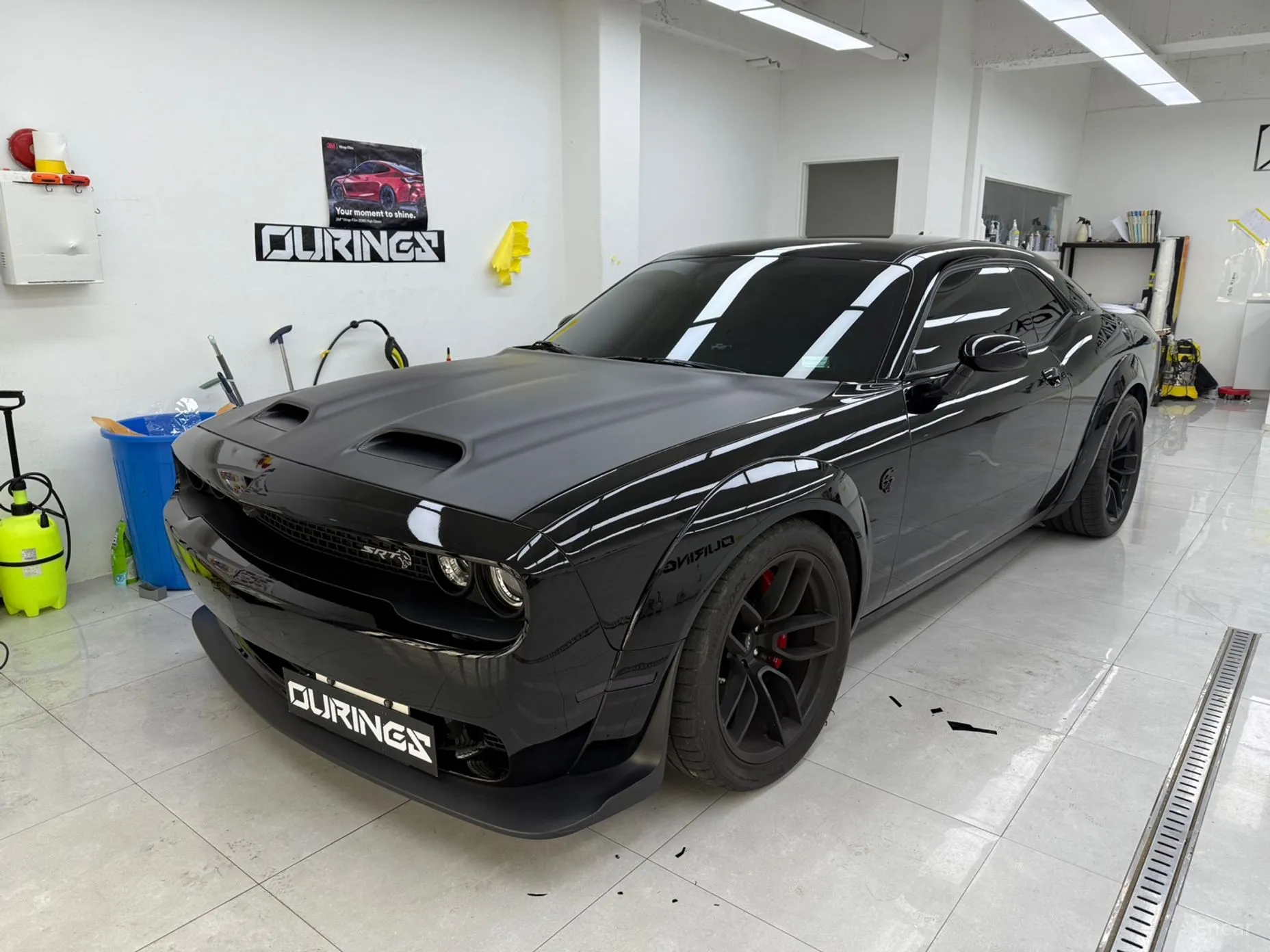 Dodge Challenger превью 5