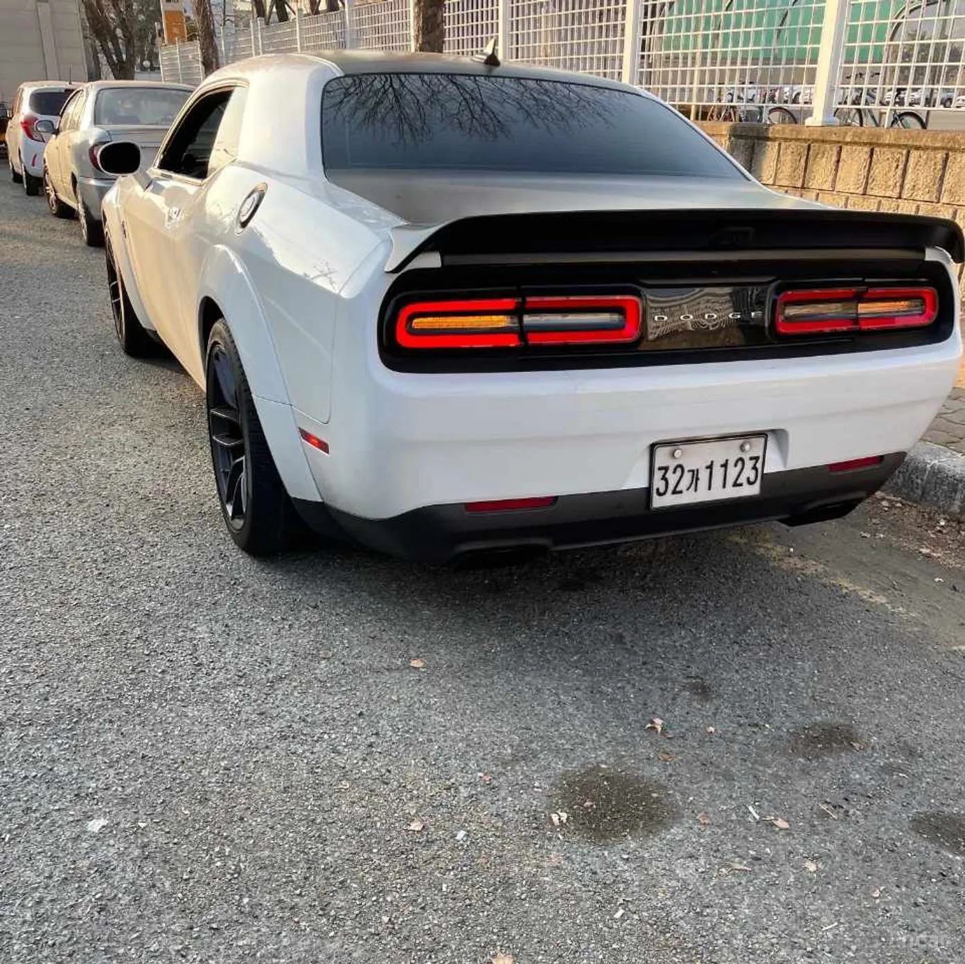 Dodge Challenger превью 8
