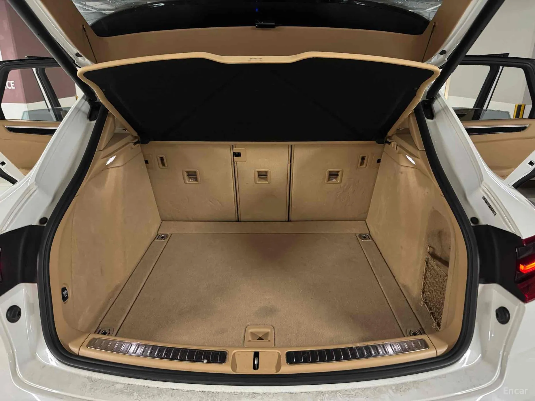 Porsche Macan превью 18