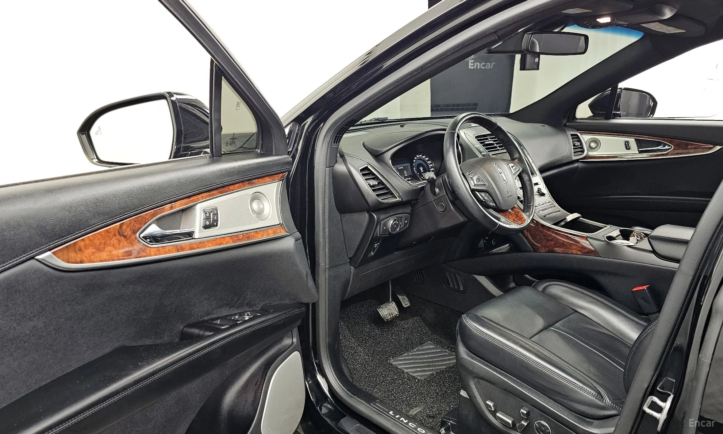 Lincoln MKX 2nd Generation превью 10