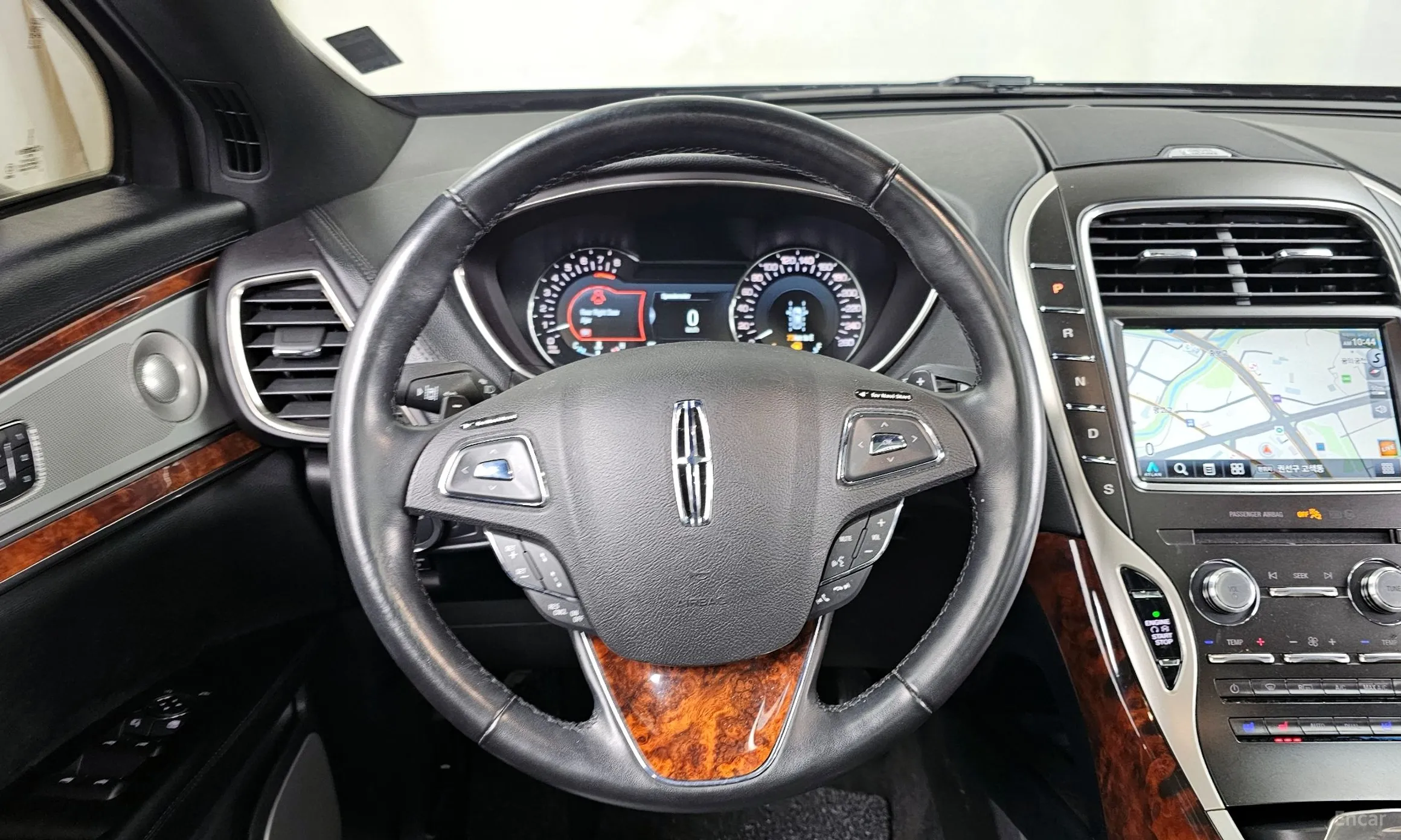 Lincoln MKX 2nd Generation превью 13