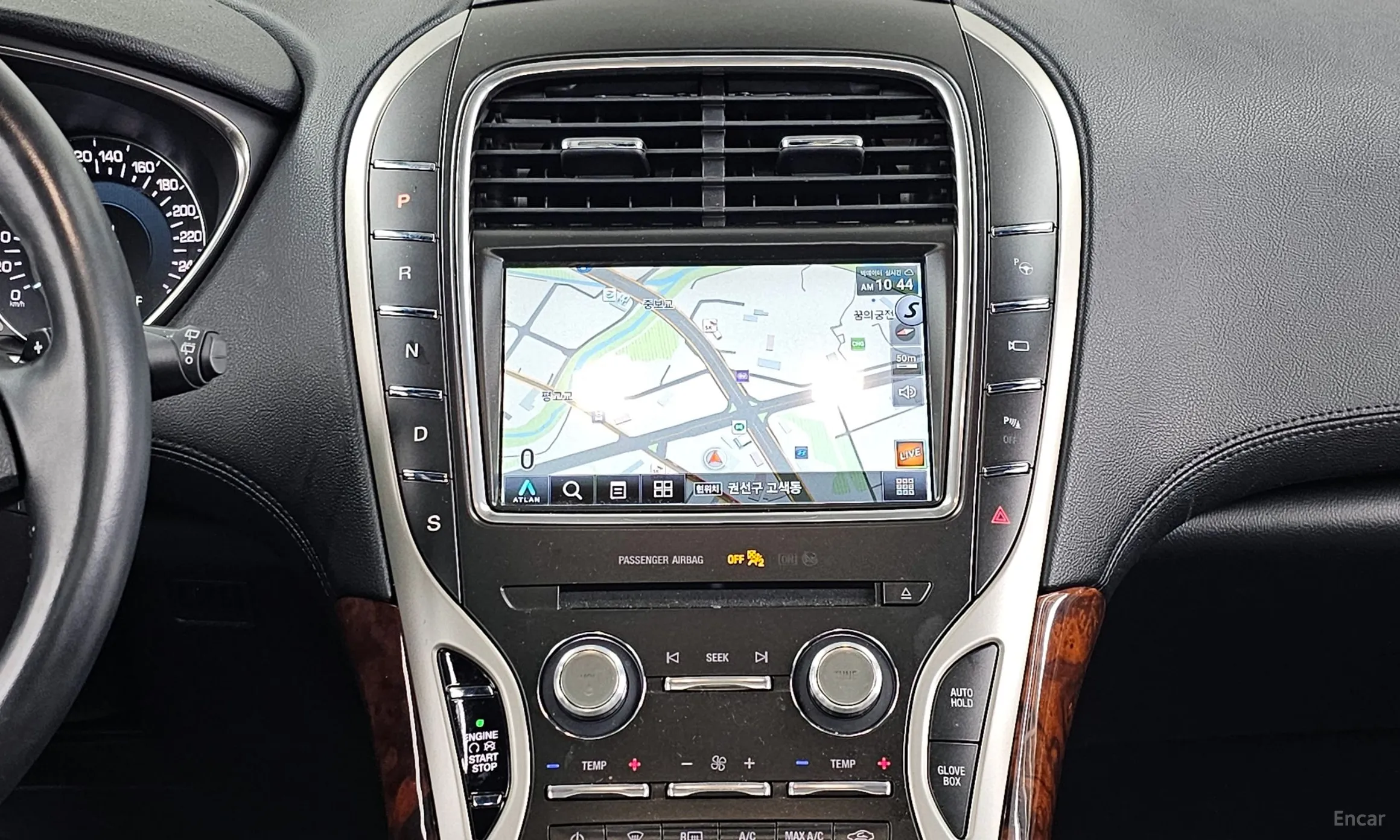 Lincoln MKX 2nd Generation превью 14