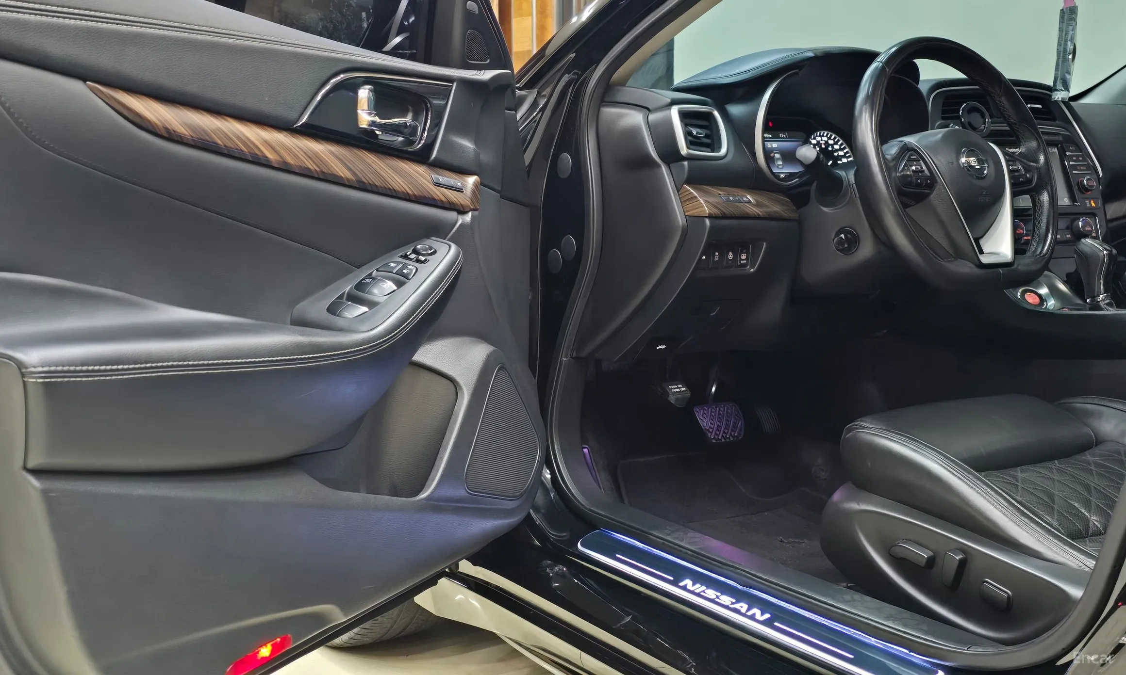 Nissan Maxima (A36) превью 14