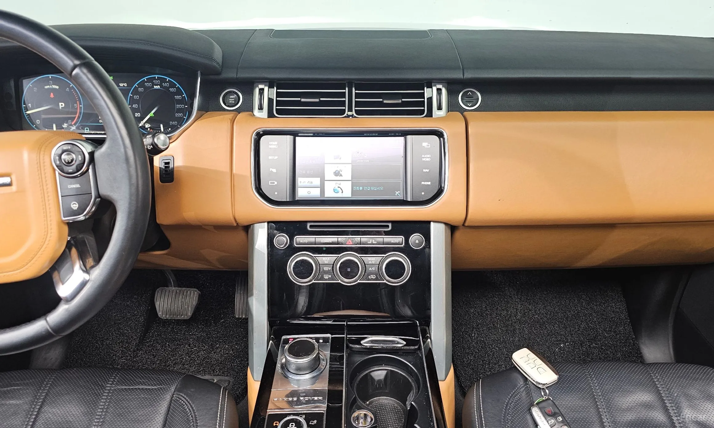 Land Rover Range Rover 4th Generation превью 14