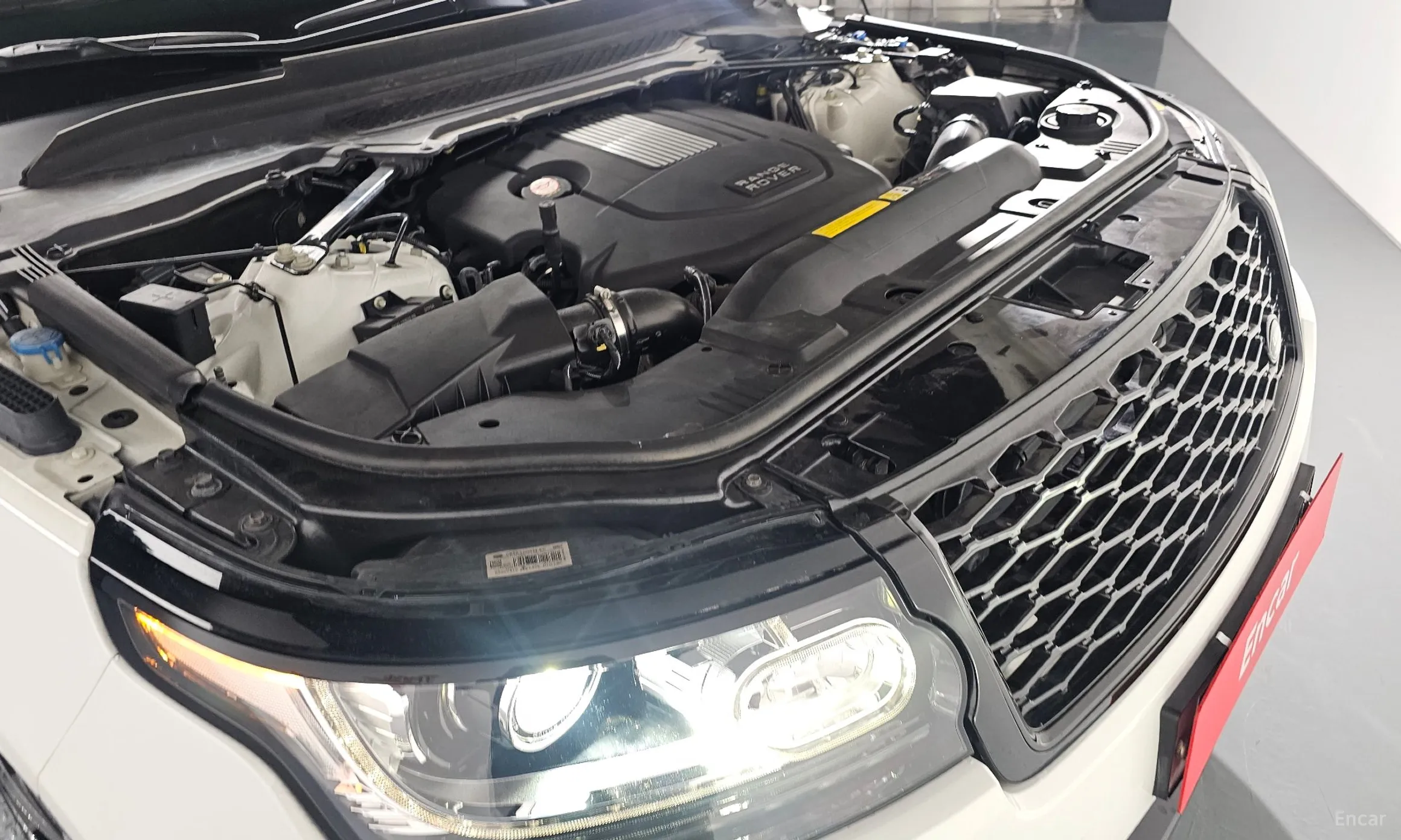 Land Rover Range Rover 4th Generation превью 6