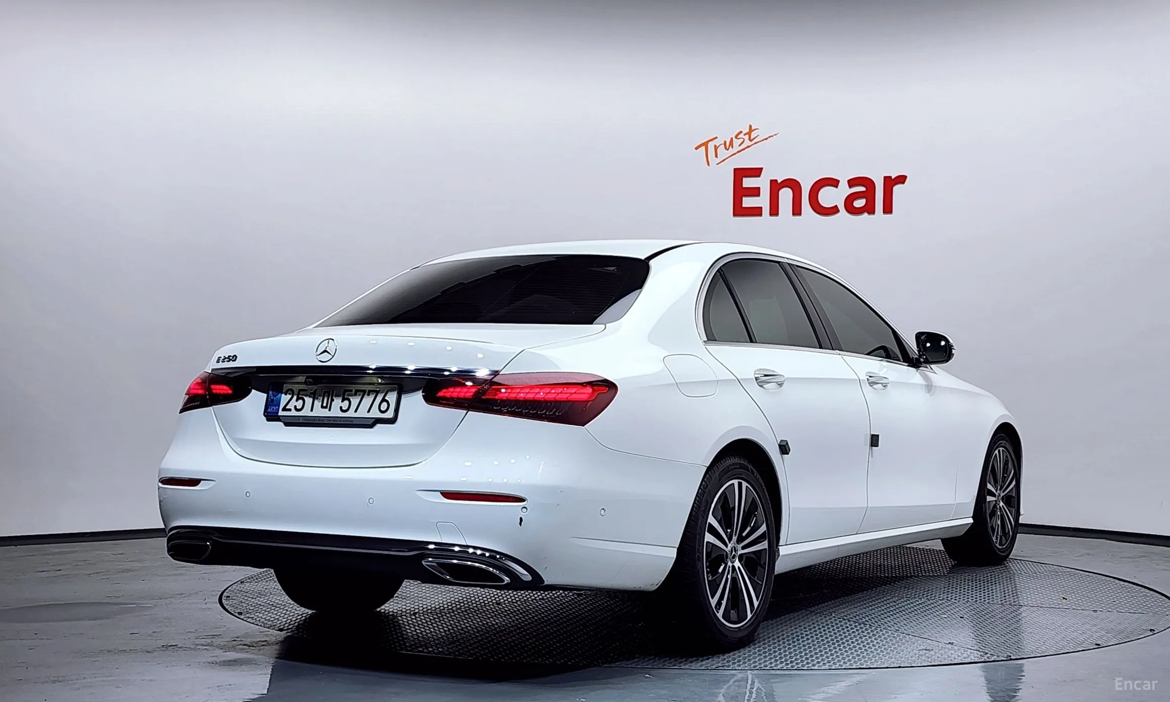Mercedes Benz E-Class W213 превью 2
