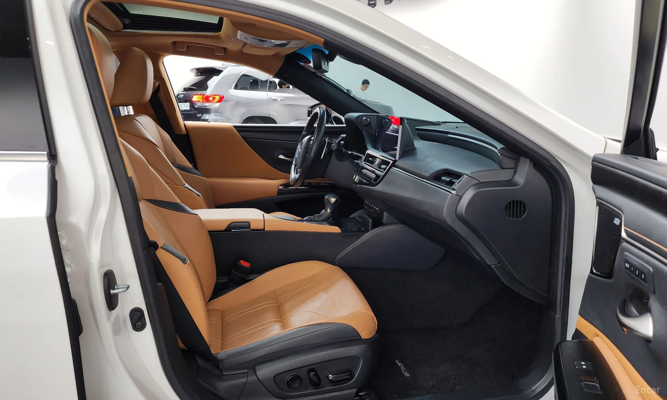 Lexus ES300h 7th Generation превью 11