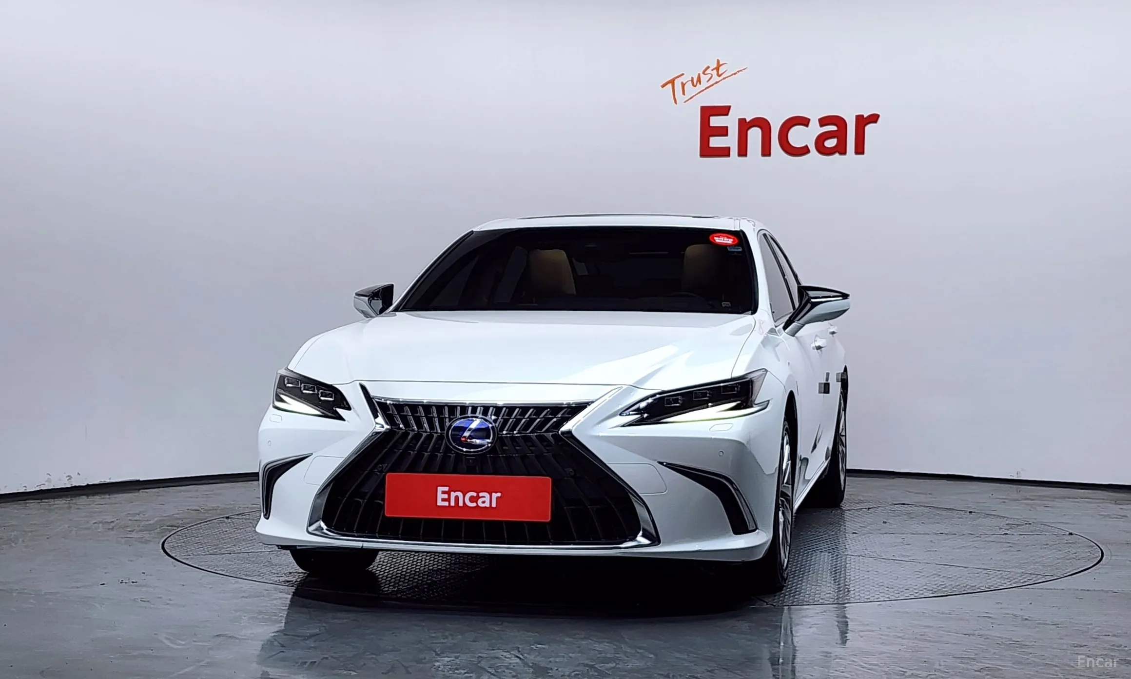 Lexus ES300h 7th Generation превью 3