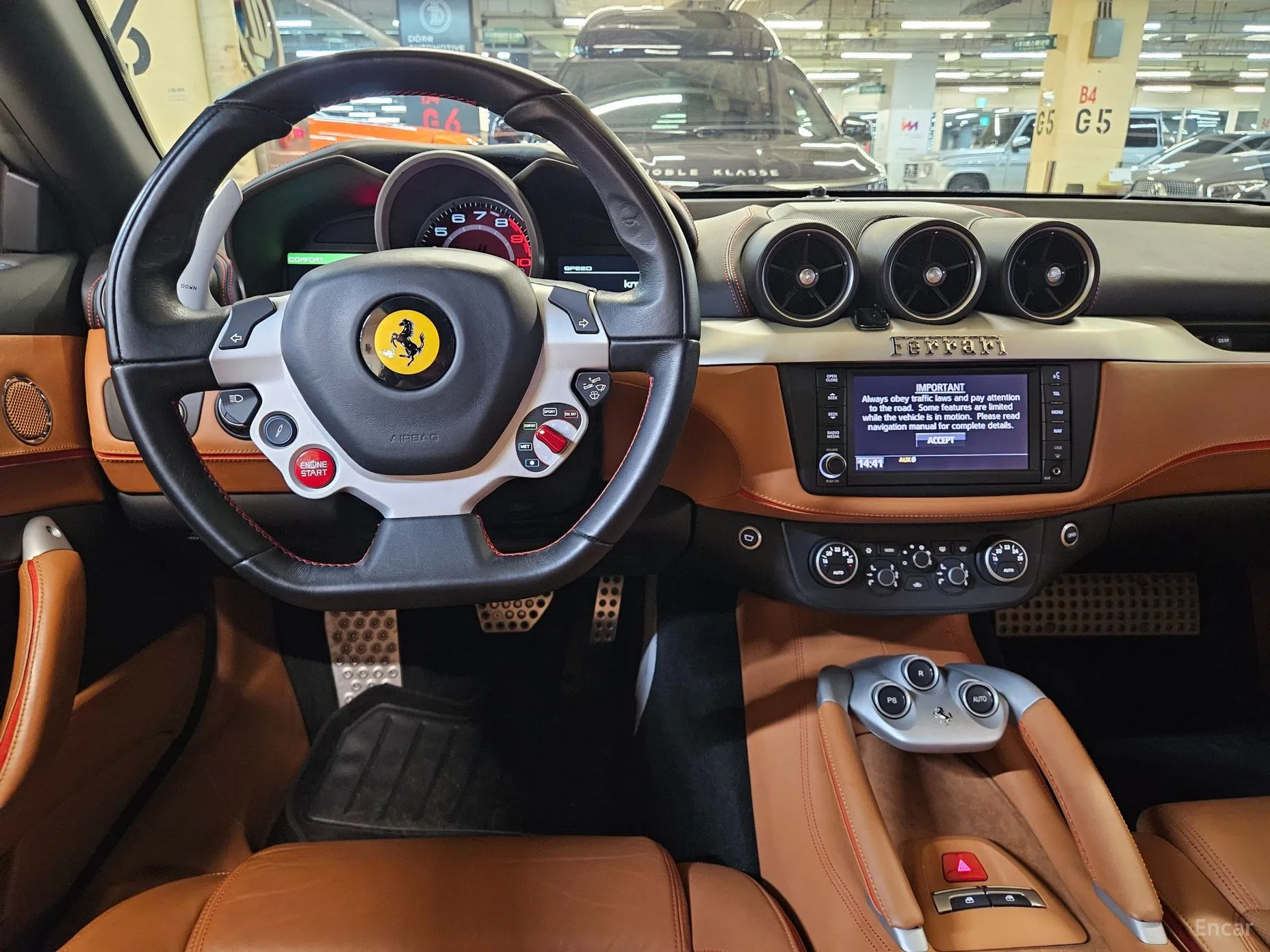 Ferrari FF превью 12