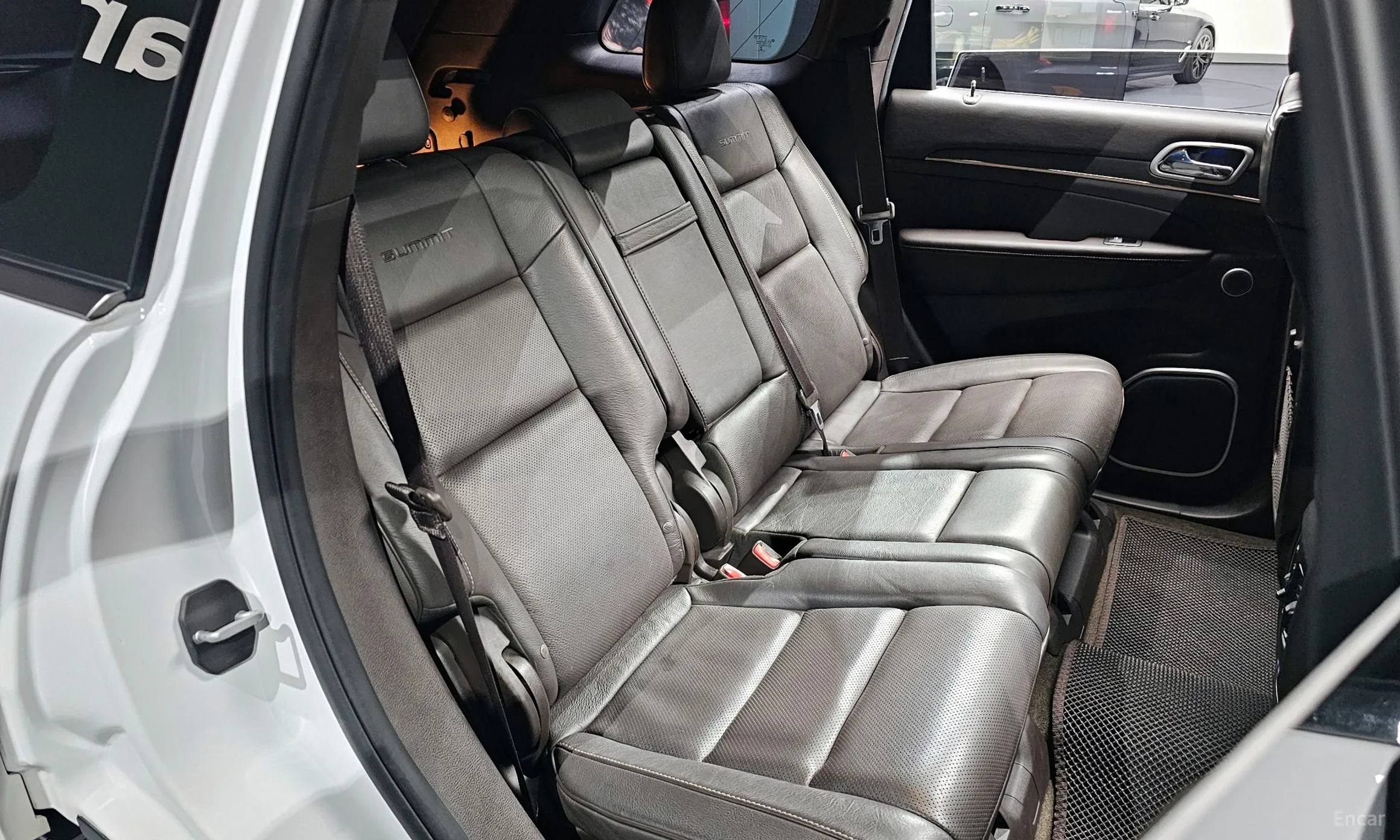 Jeep Grand Cherokee превью 12