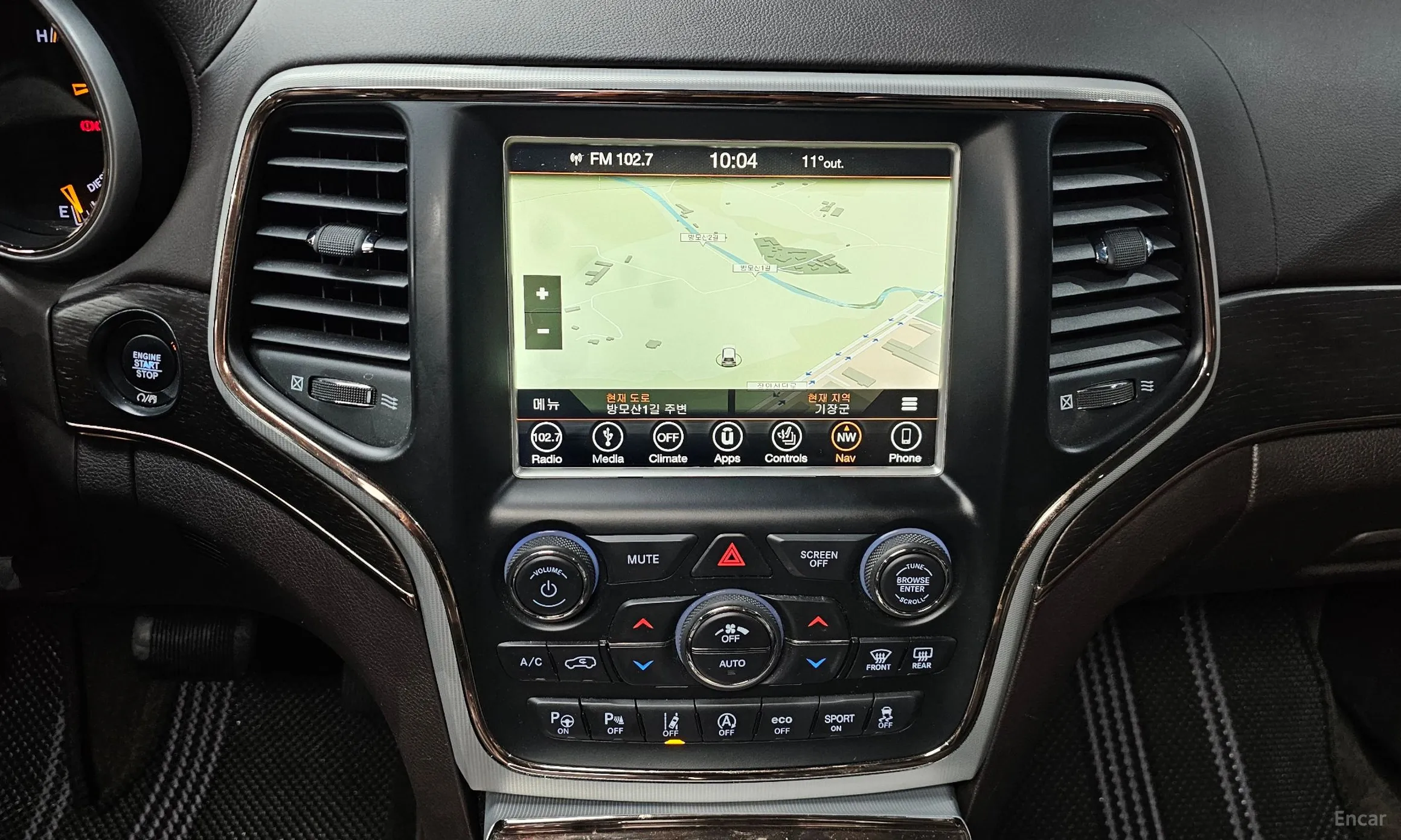 Jeep Grand Cherokee превью 15