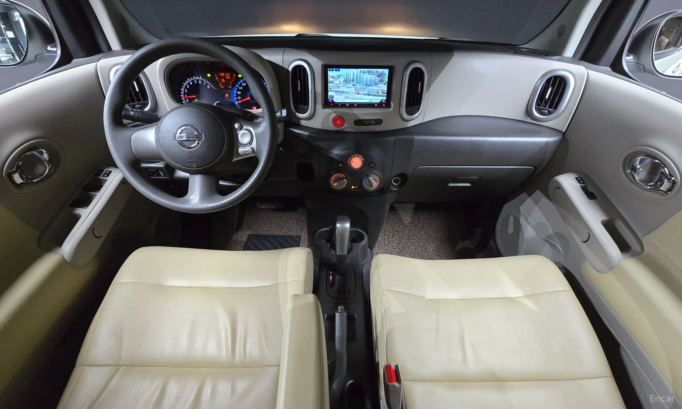 Nissan Cube превью 7