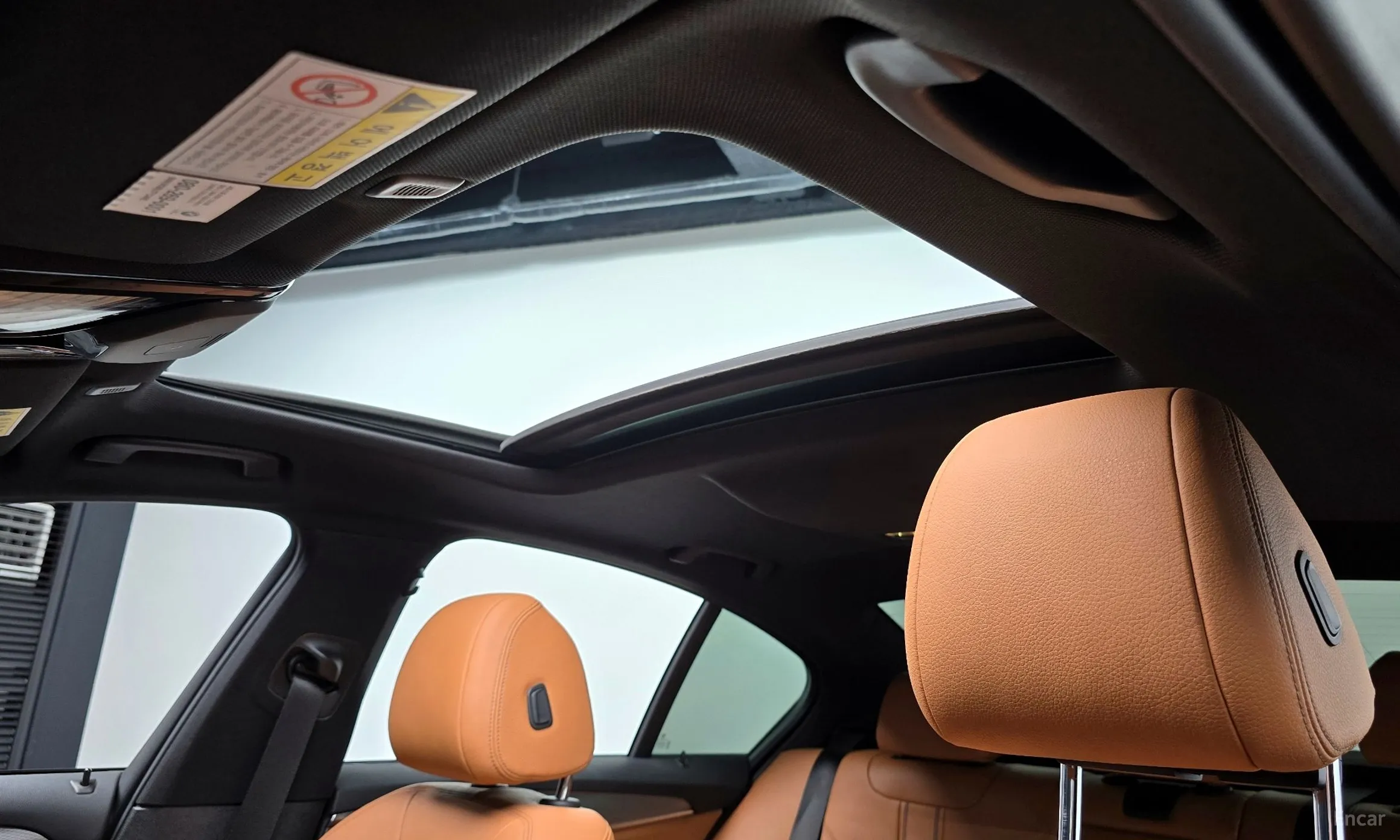 BMW 5 Series (G30) превью 18