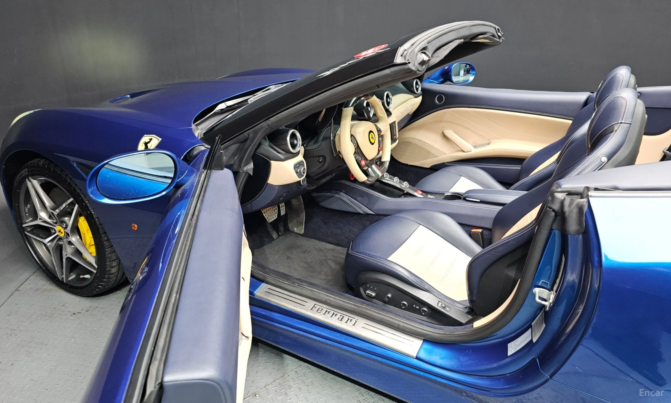 Ferrari California превью 10