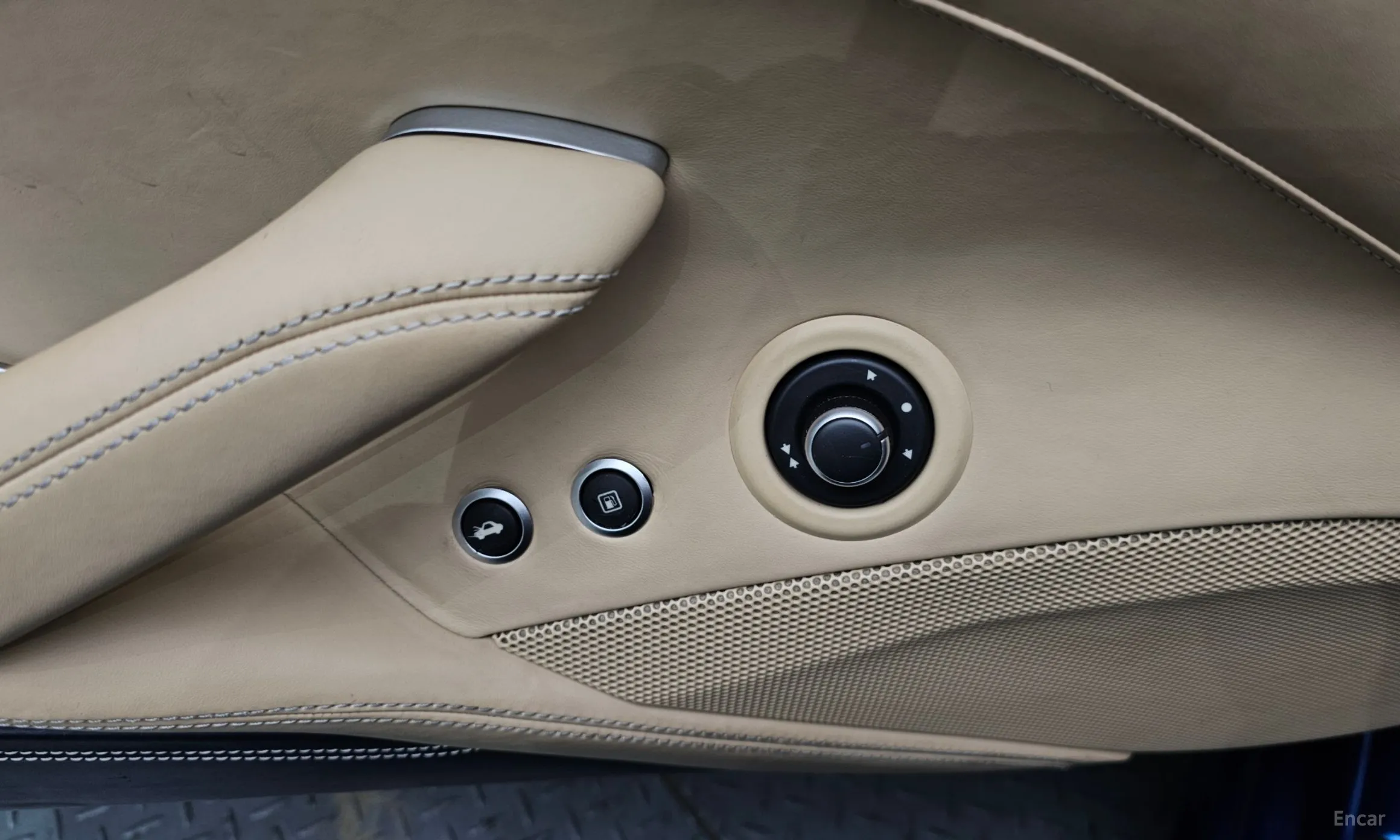 Ferrari California превью 18