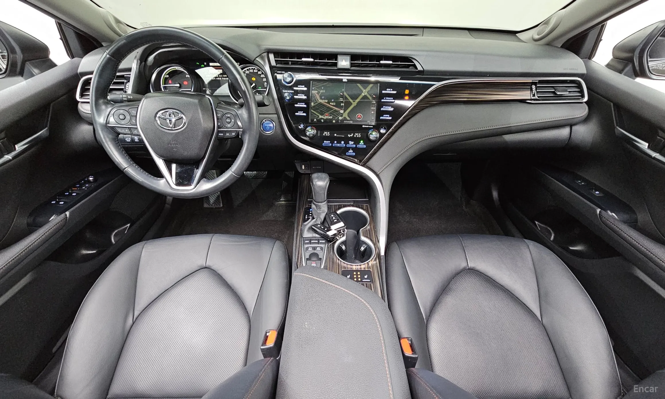 Toyota Camry (XV70) превью 7