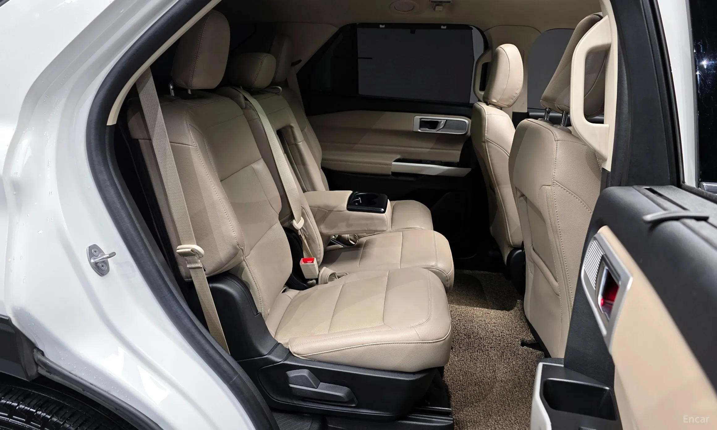 Ford Explorer 6th Generation превью 12