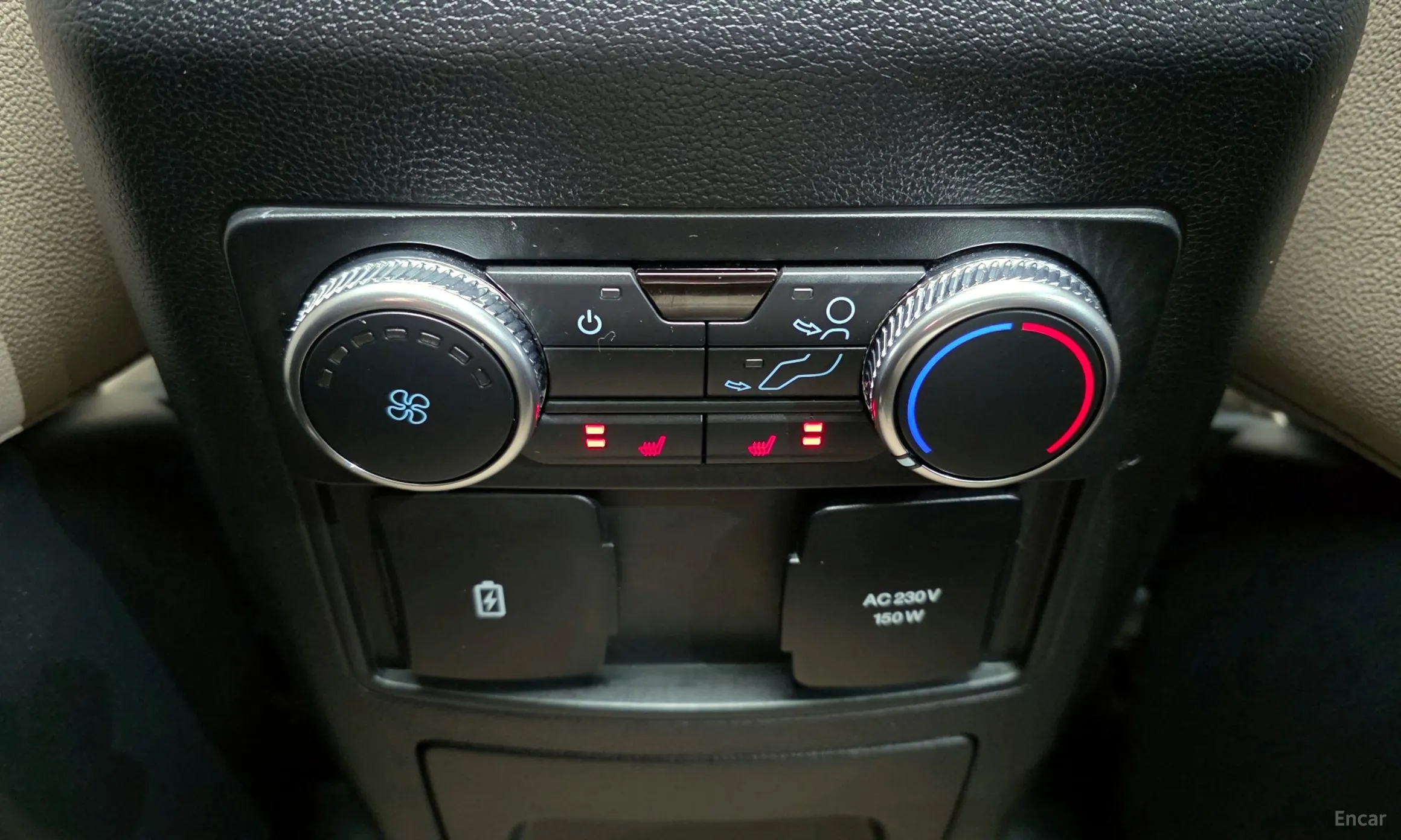 Ford Explorer 6th Generation превью 18
