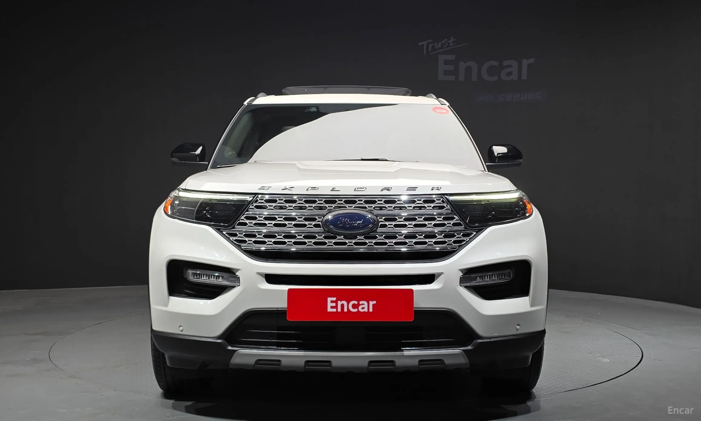 Ford Explorer 6th Generation превью 3