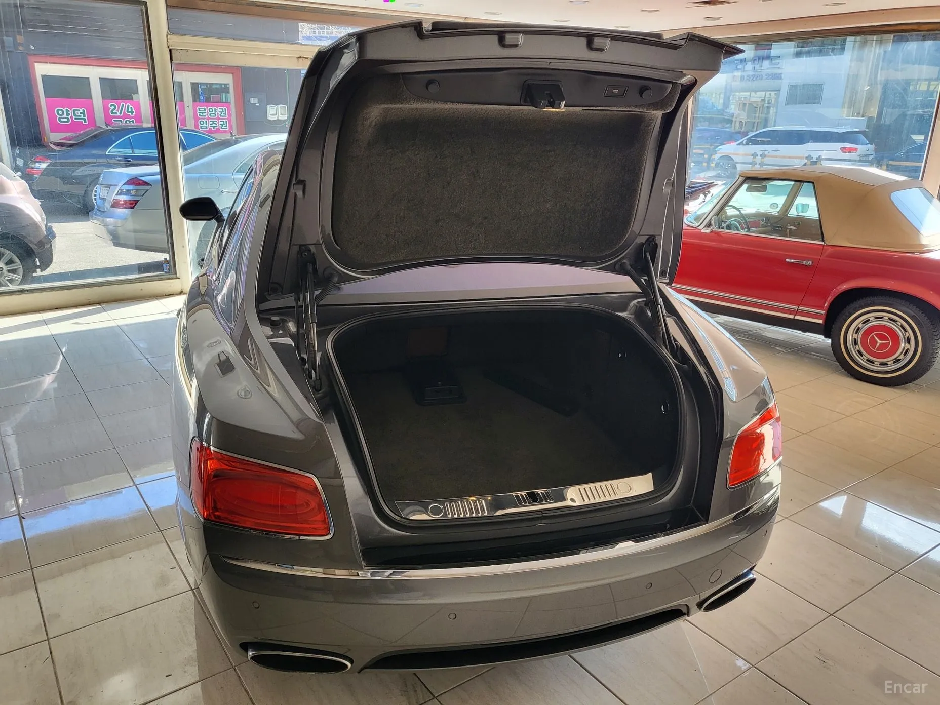 Bentley Flying Spur 2nd Generation превью 19