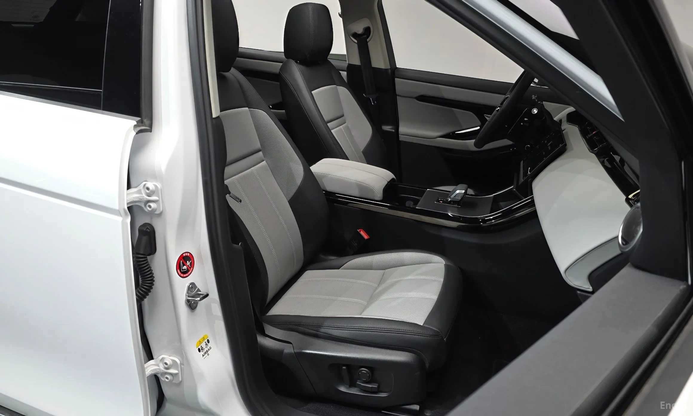 Land Rover Range Rover Evoque 2nd Generation превью 10