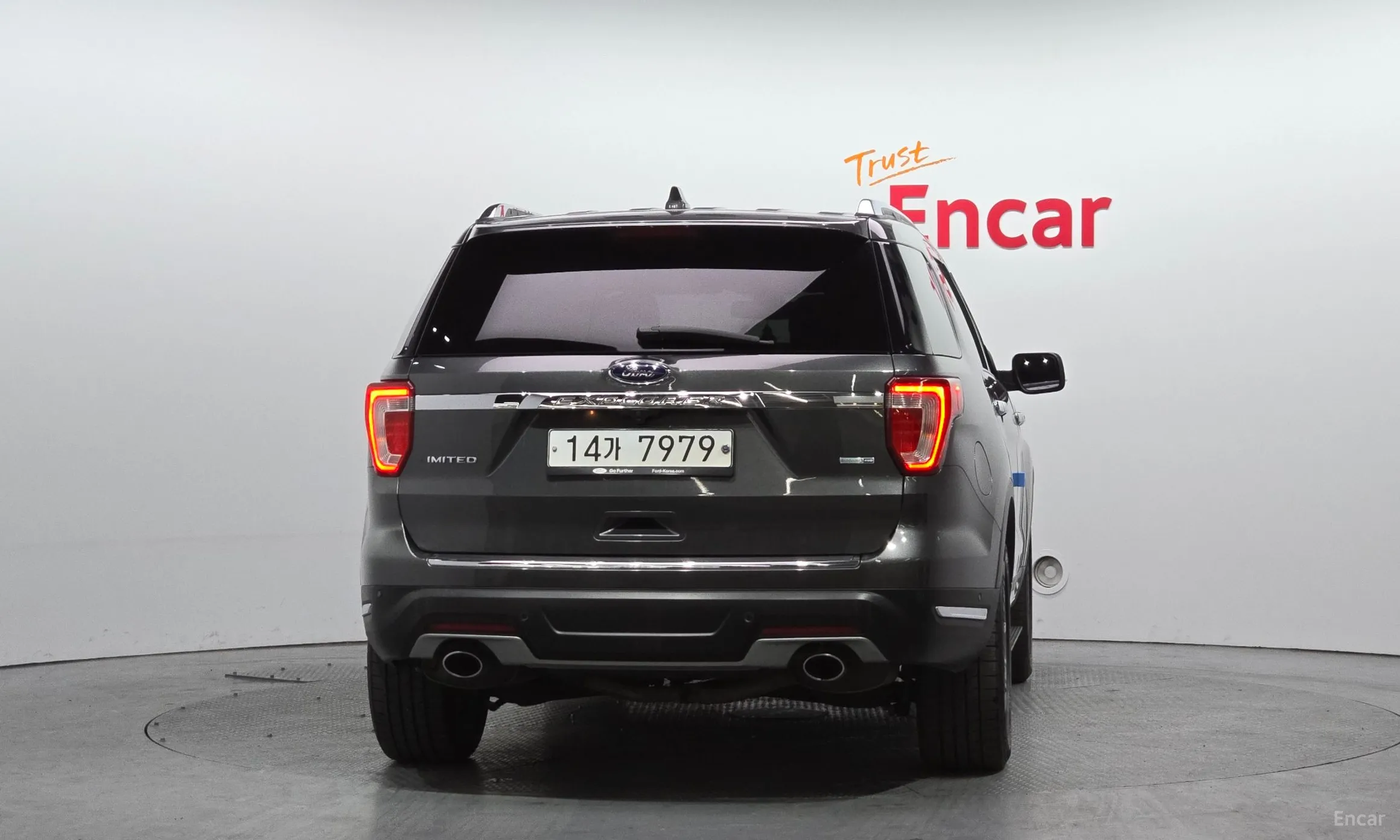 Ford Explorer превью 4