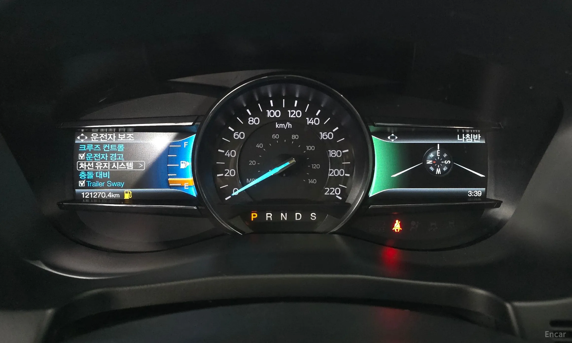 Ford Explorer превью 8