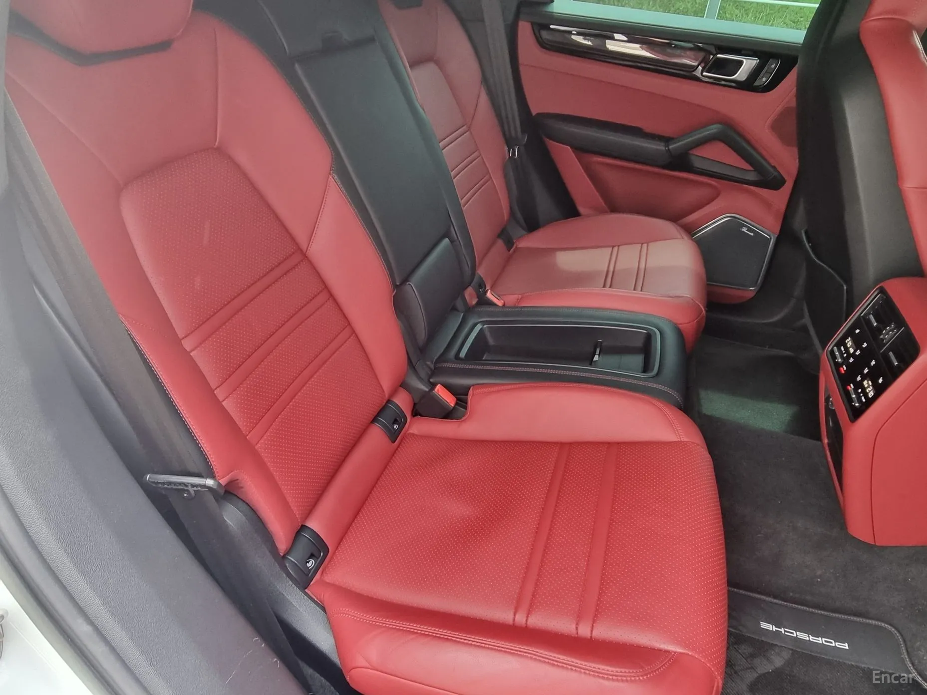 Porsche Cayenne (PO536) превью 10