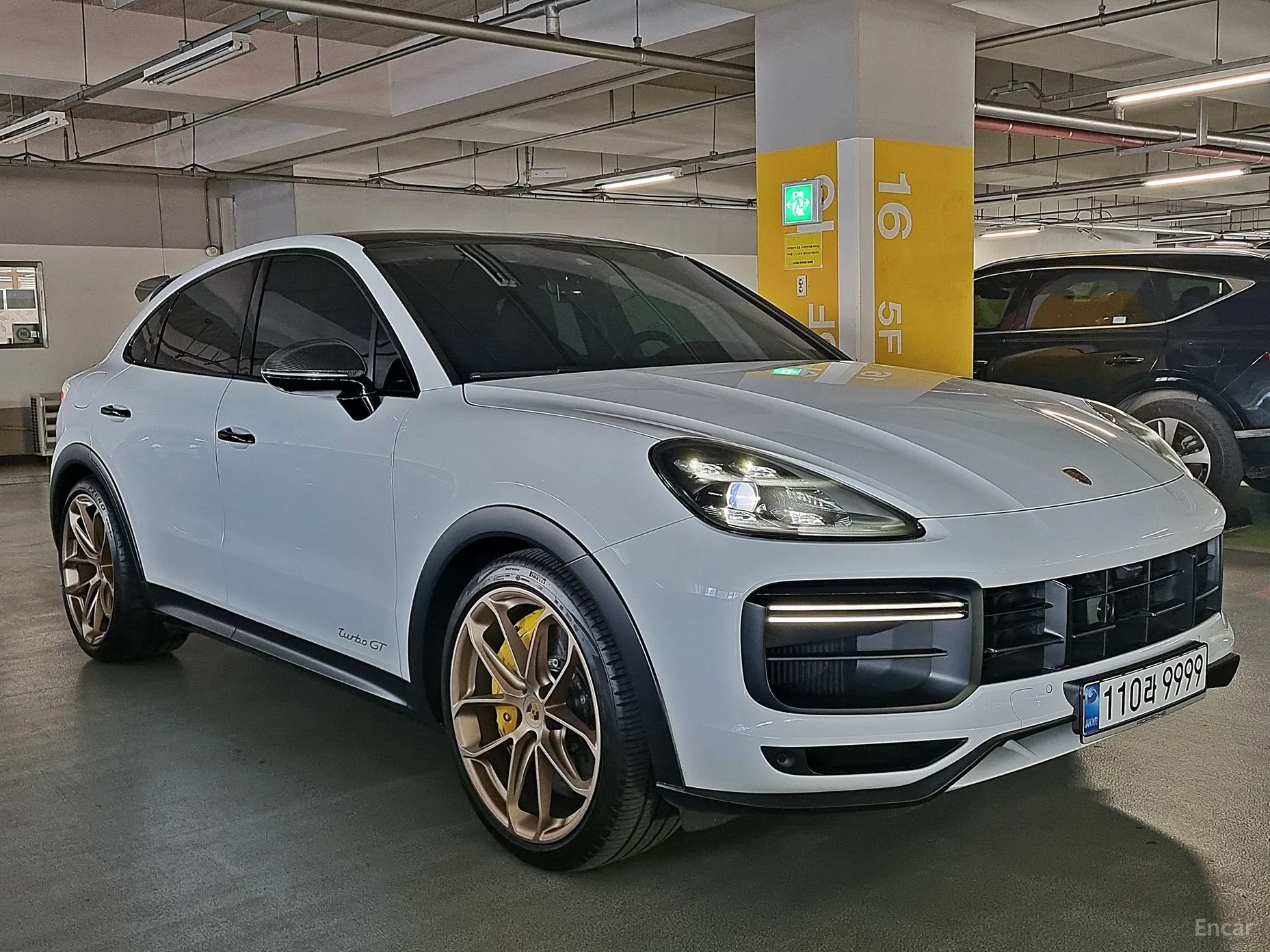 Porsche Cayenne (PO536) превью 3