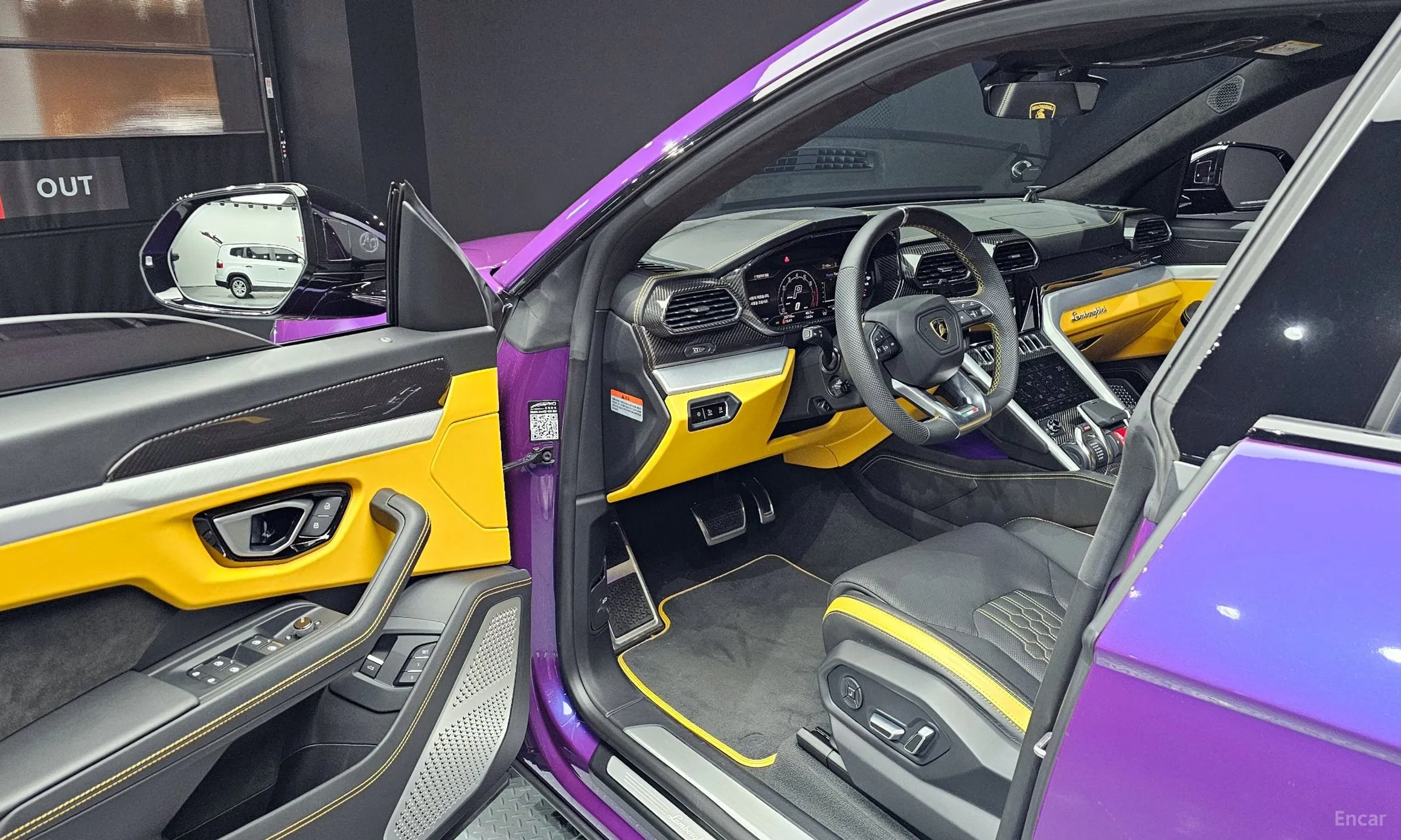 Lamborghini Urus превью 11