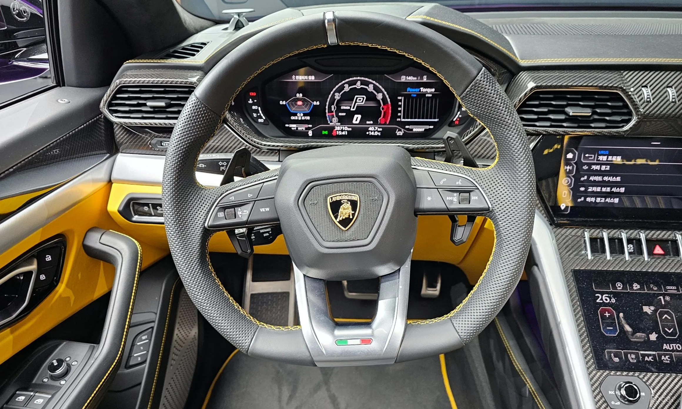 Lamborghini Urus превью 13