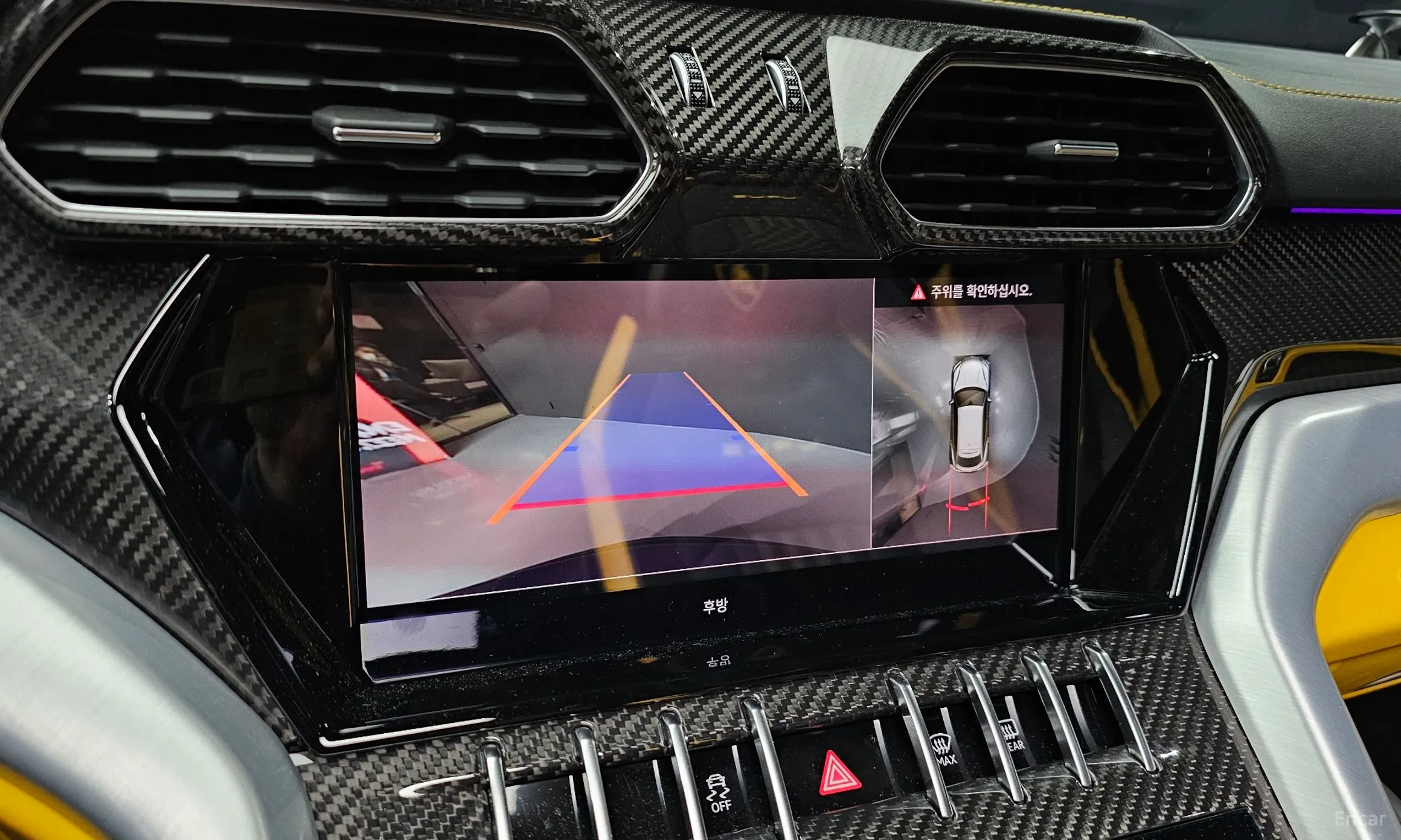 Lamborghini Urus превью 15