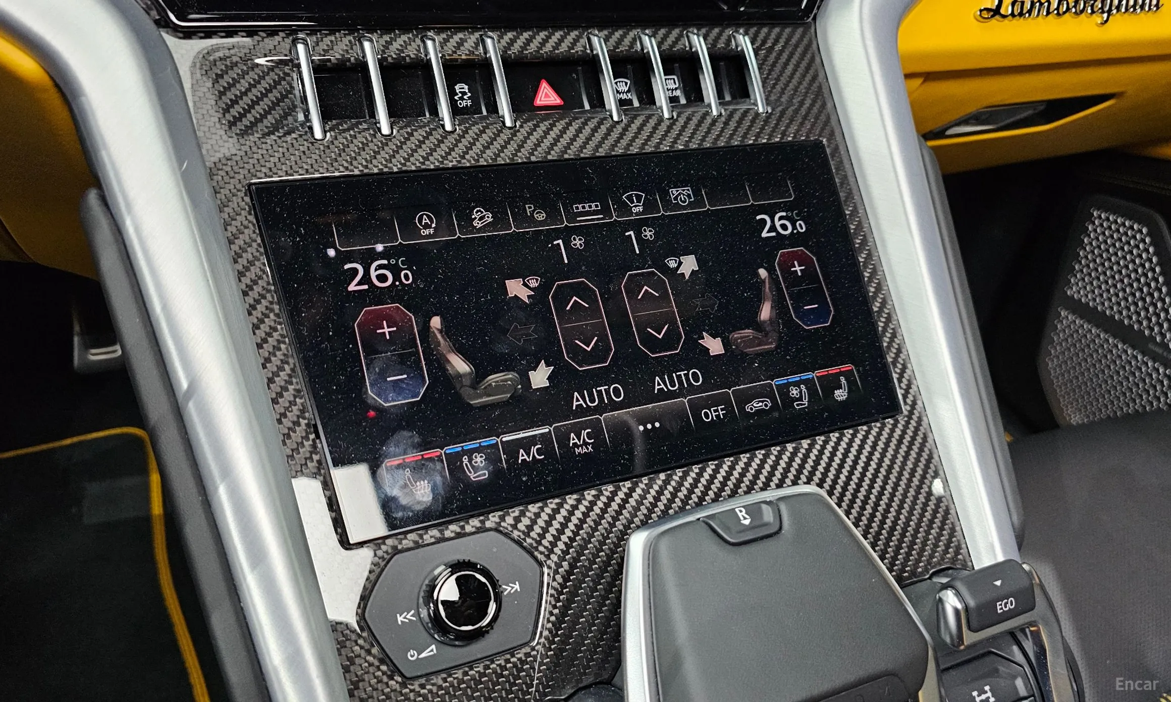 Lamborghini Urus превью 16