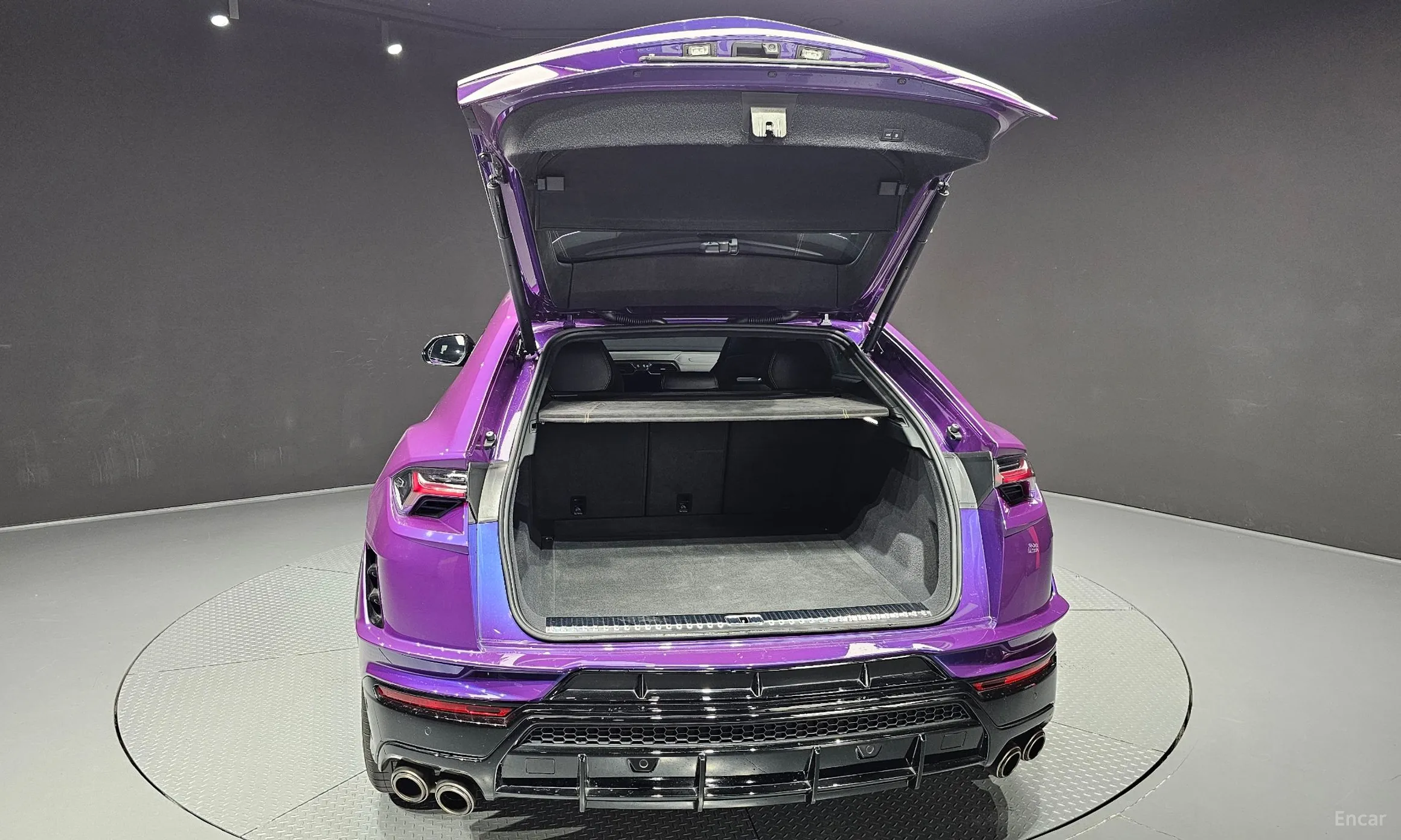 Lamborghini Urus превью 20