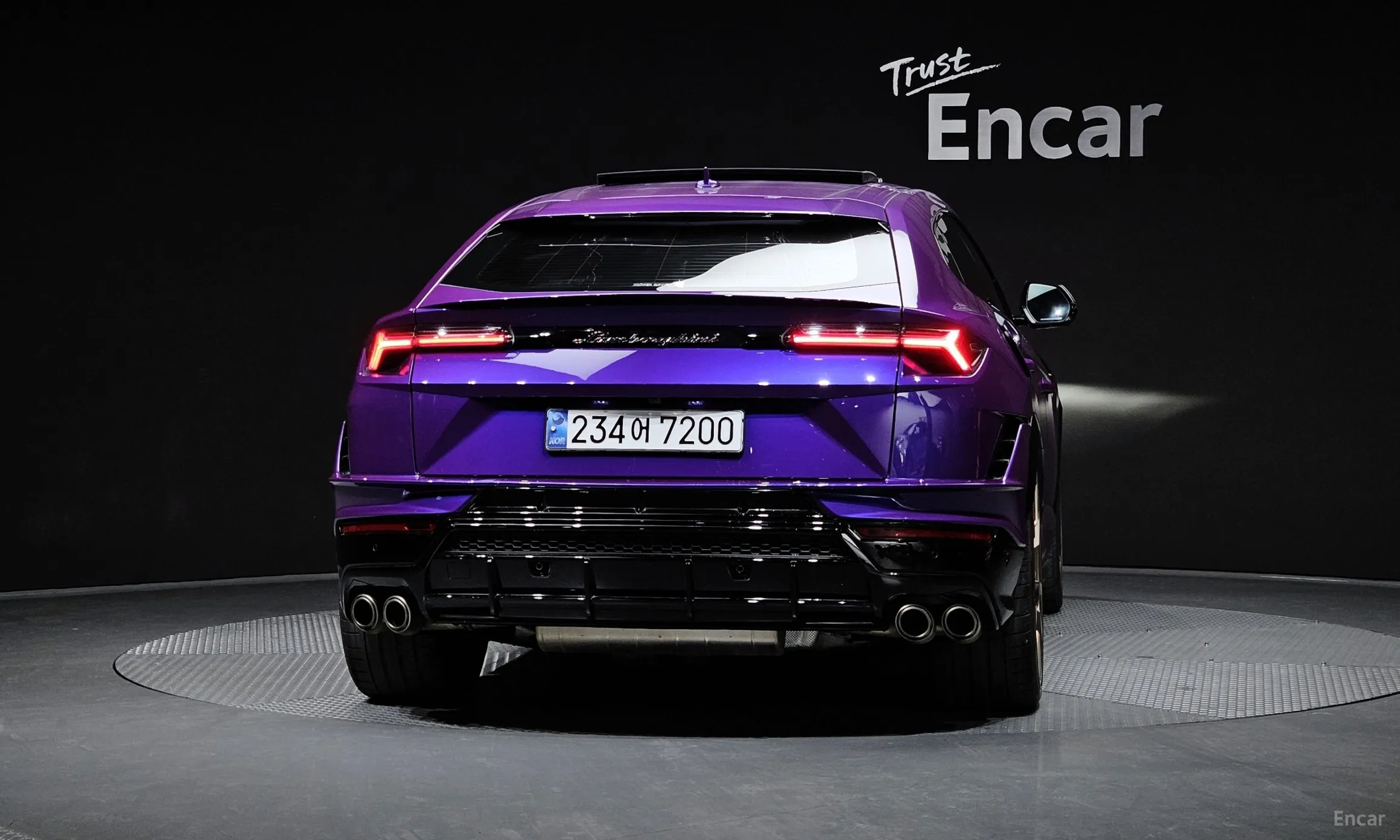 Lamborghini Urus превью 4