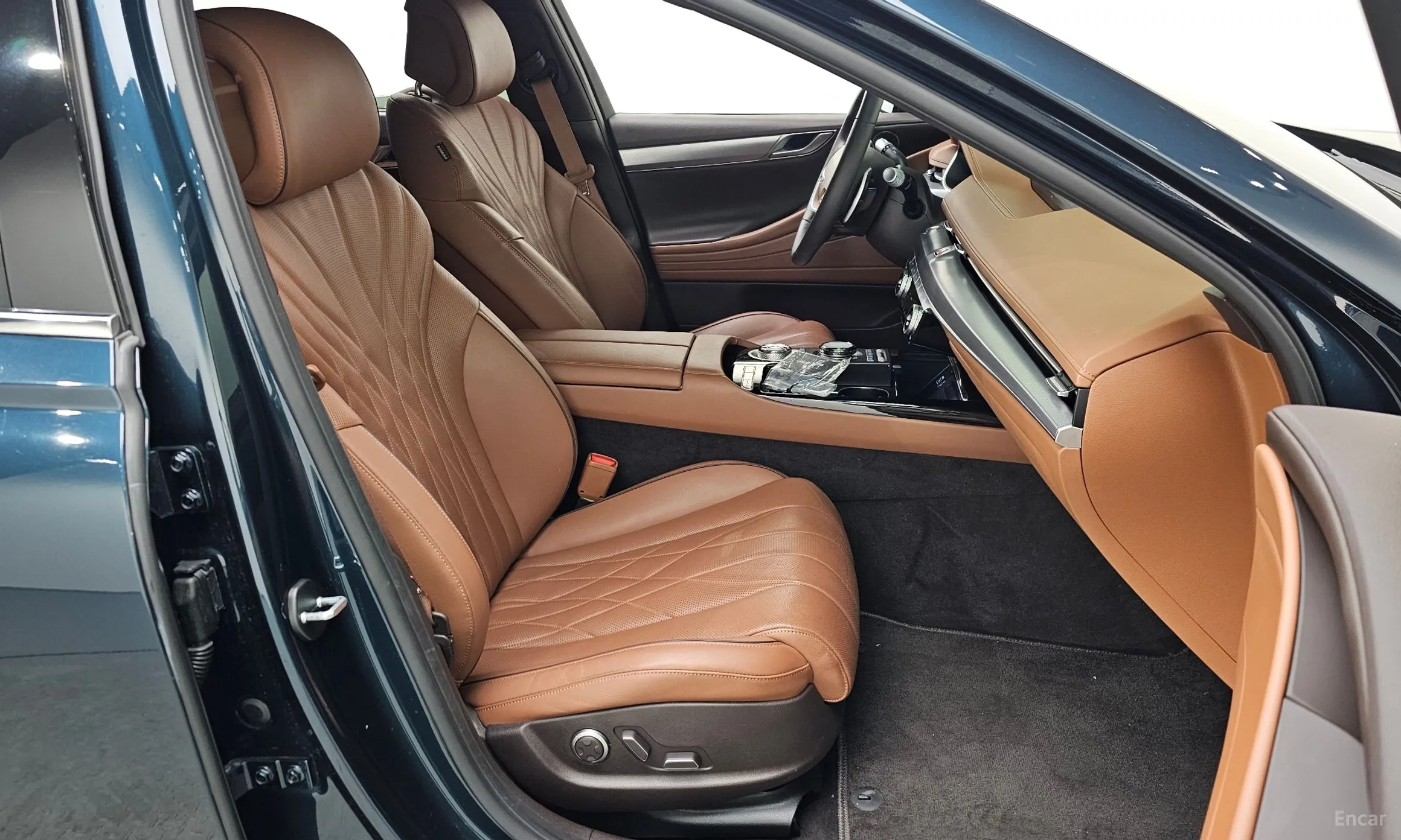 Genesis G80 (RG3) превью 12